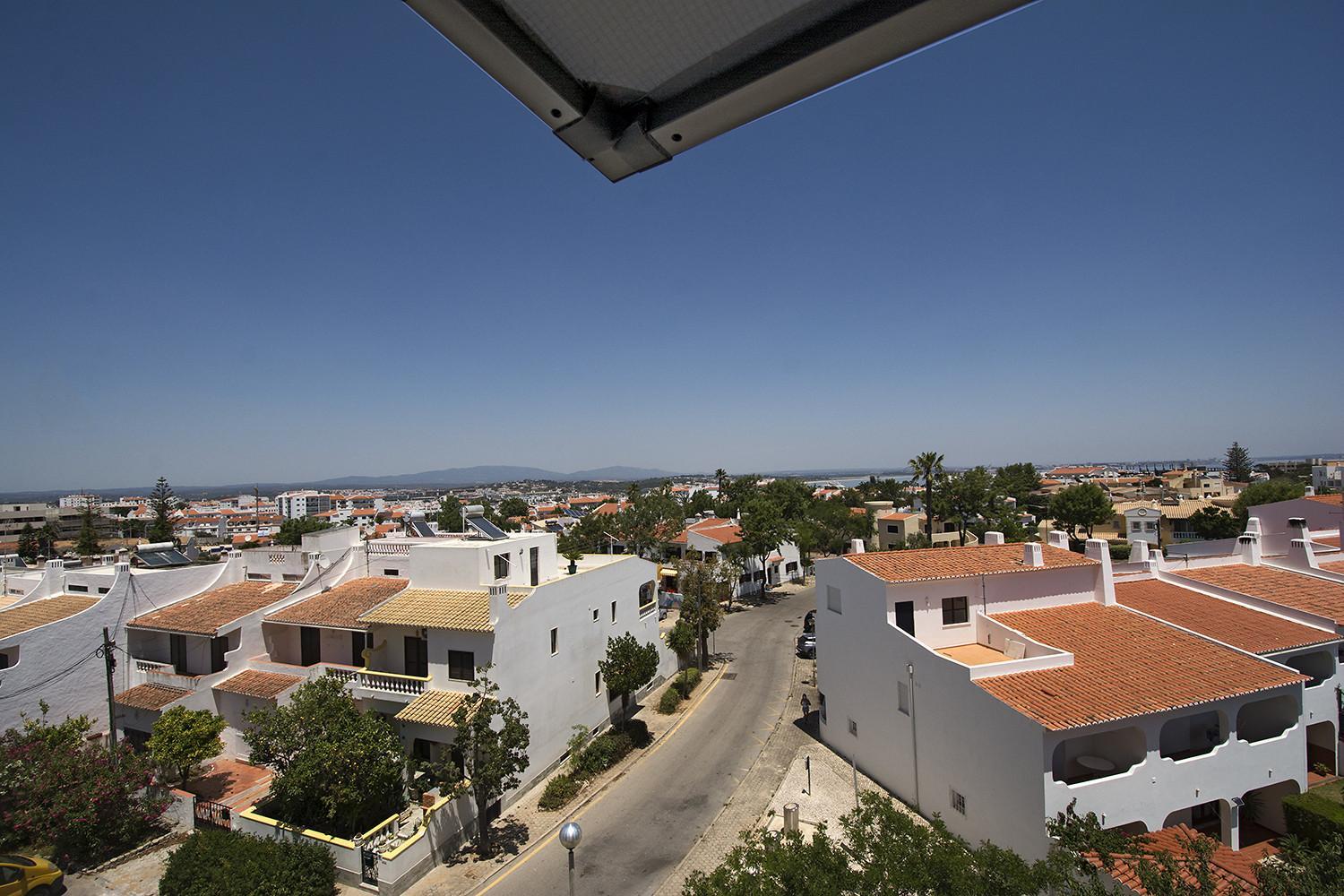 202 Lagood view 4