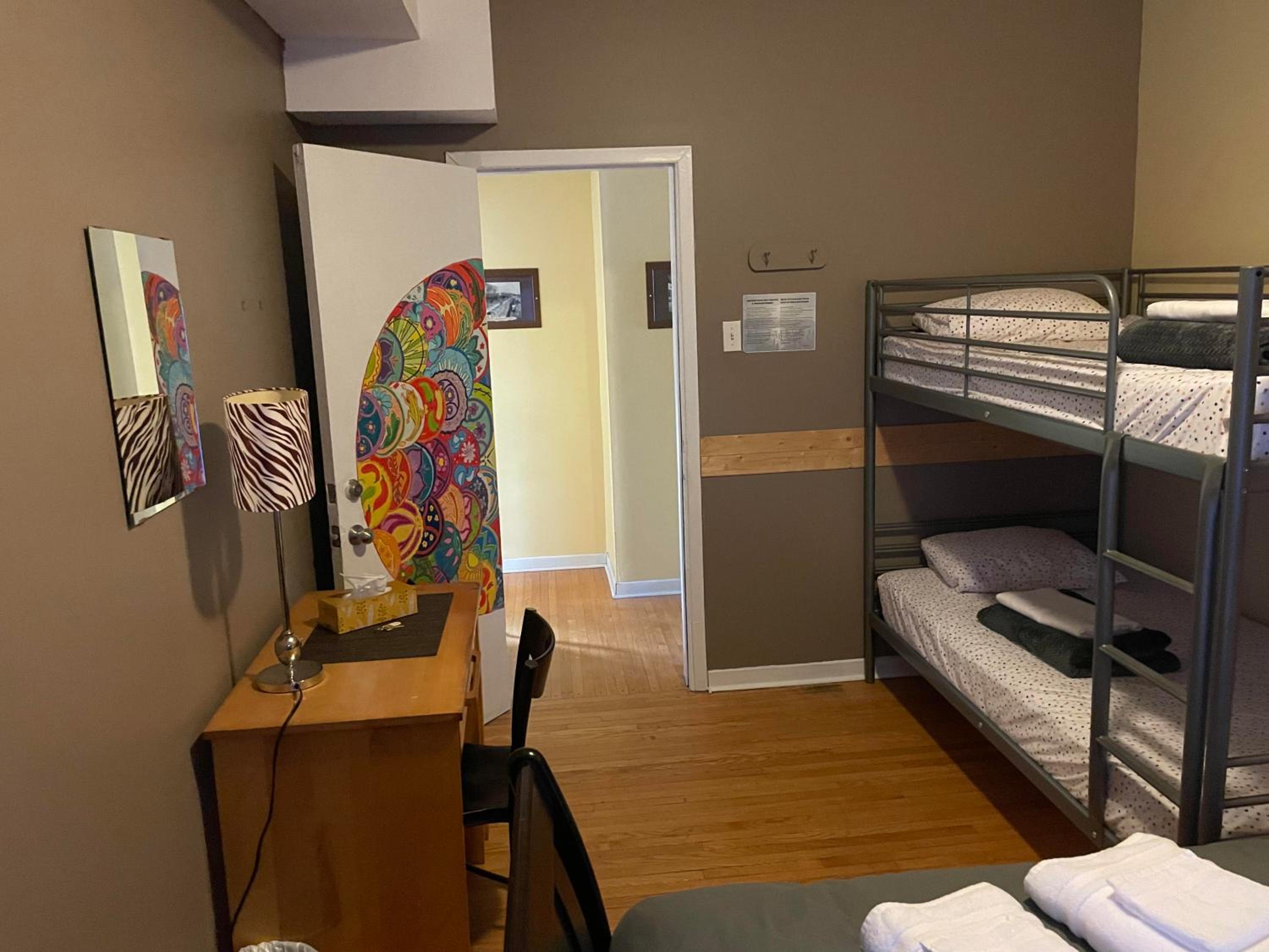 Trois-rivieres Vacations - Auberge du Monde - Property Image 9