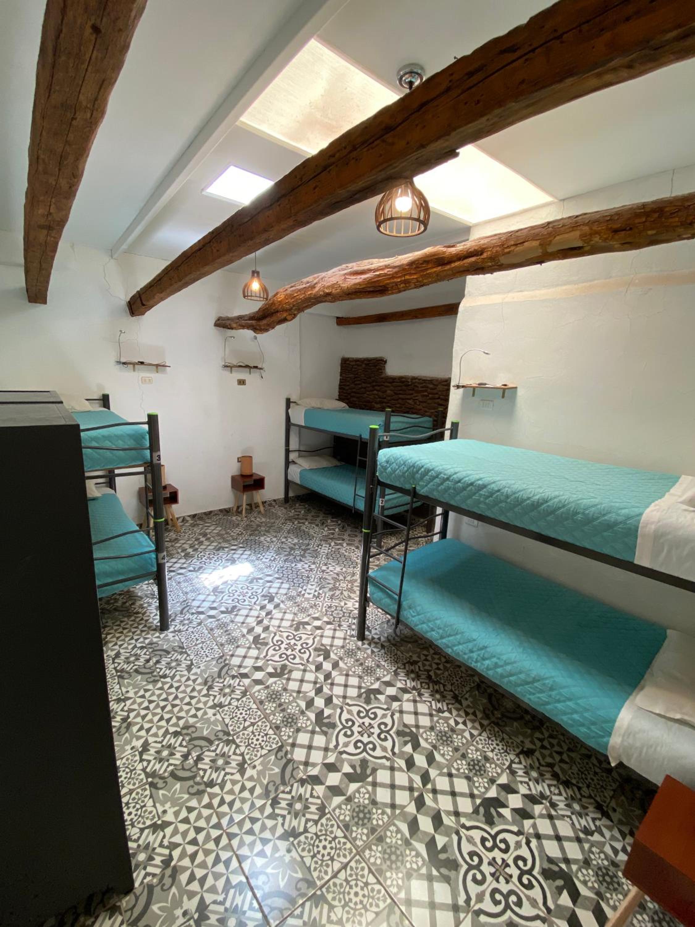 Rey Lagarto Hostel
