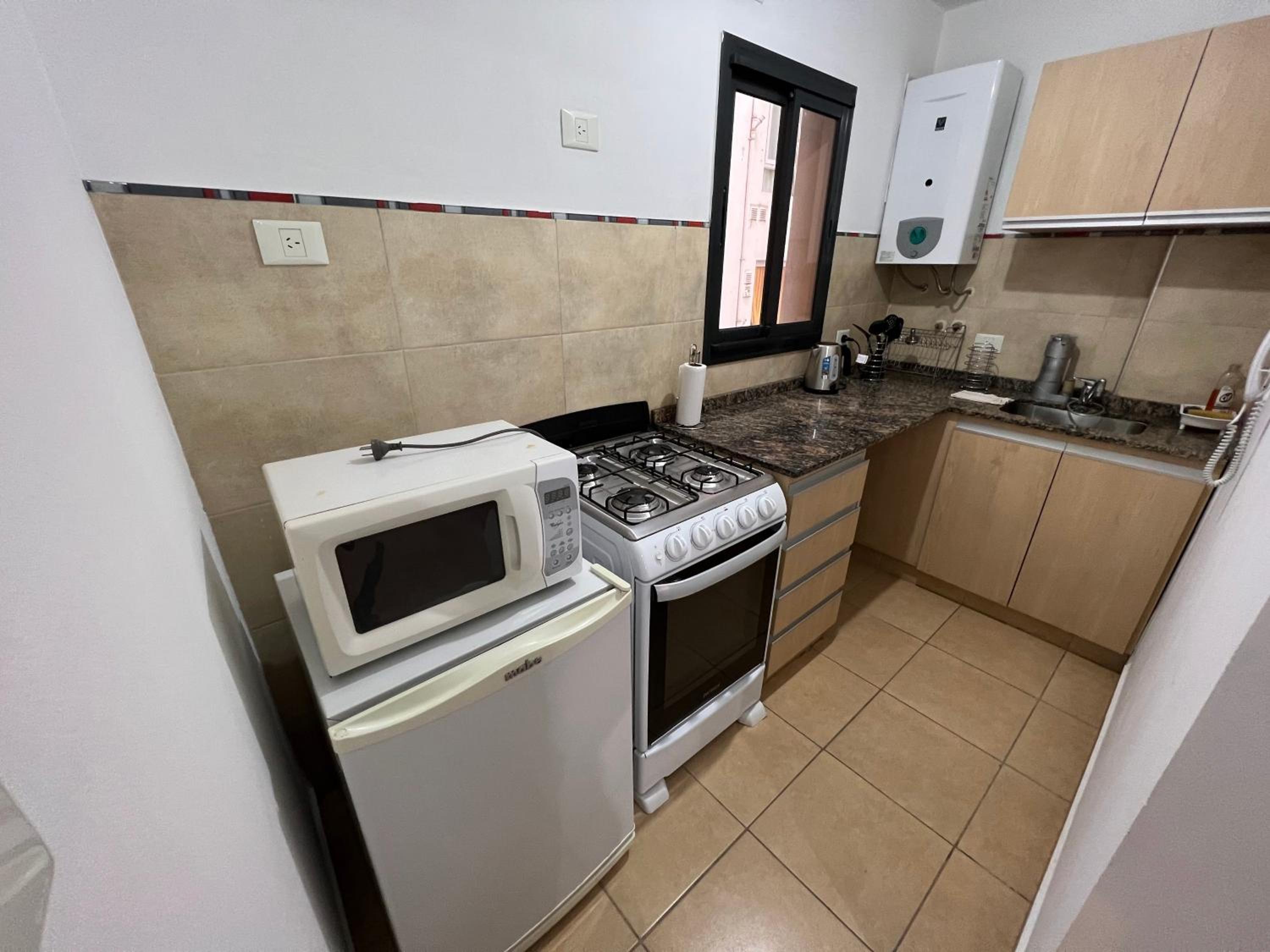 Castel Di Lucio 6 - Pleno centro Cba -