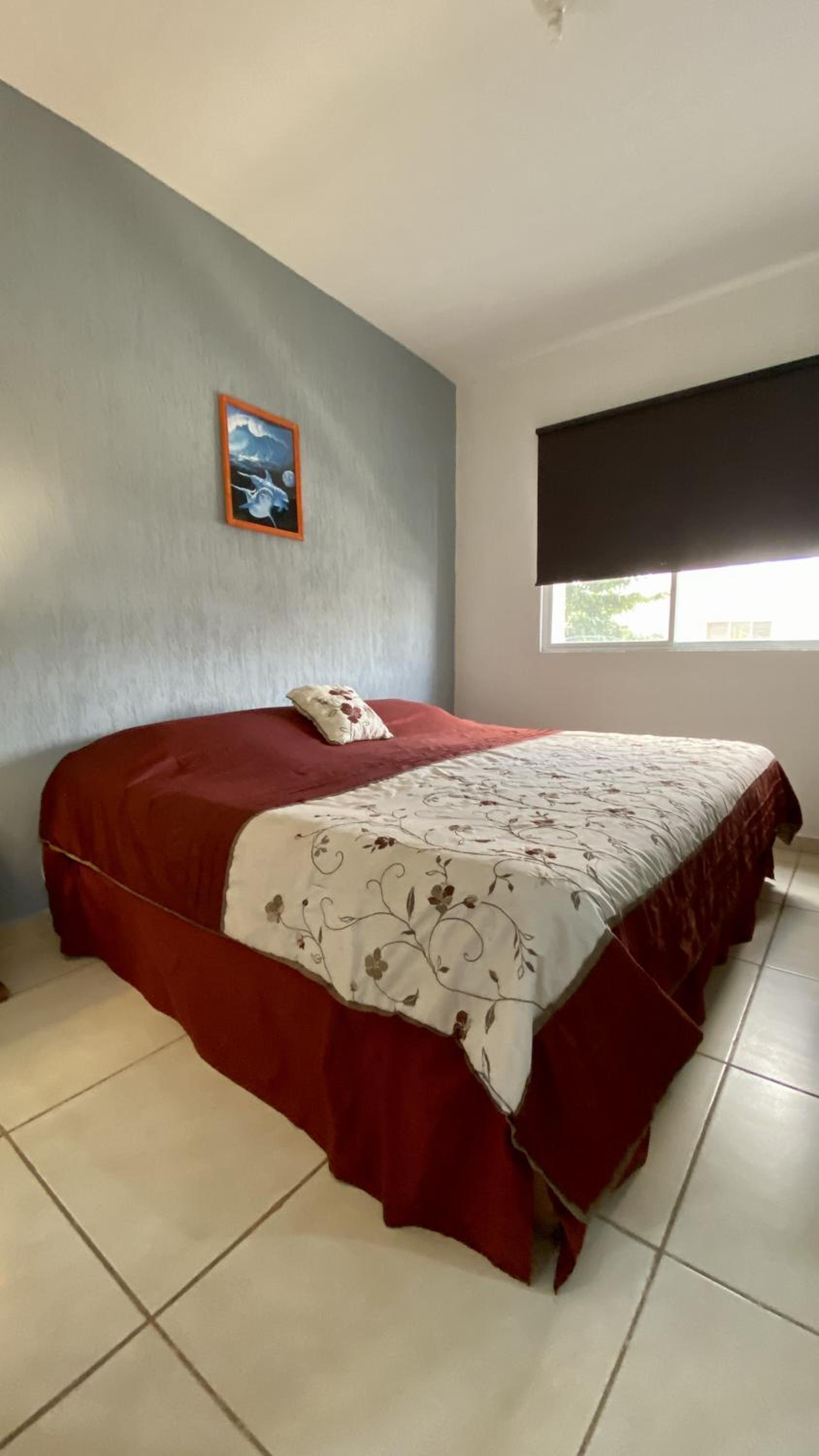 Casa nueva con 3 recamaras y a un lado de alberca