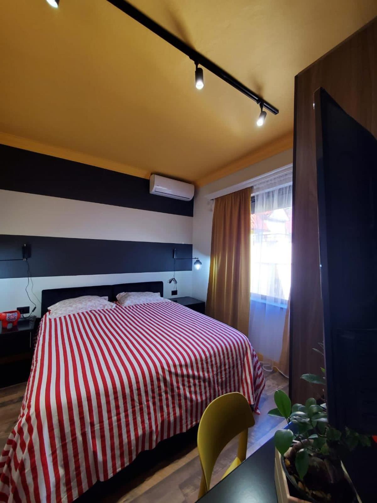 Helga’s Sunset apartment