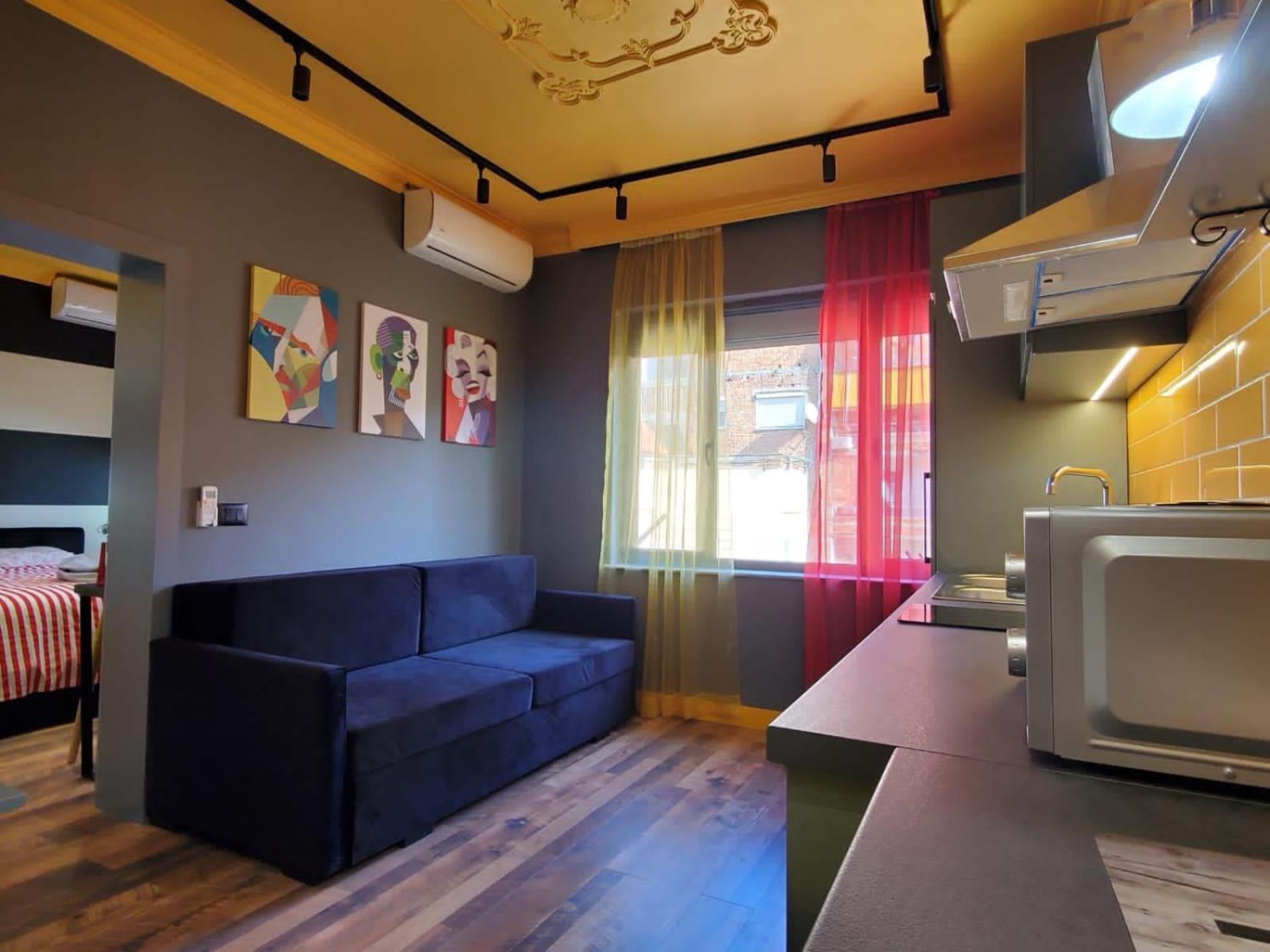 Helga’s Sunset apartment