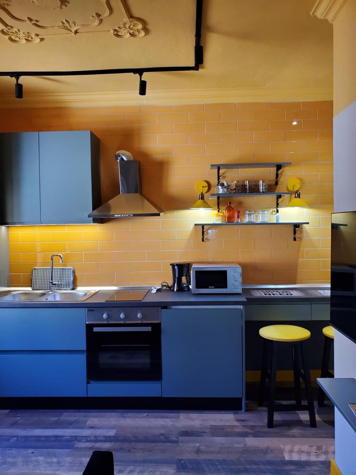 Helga’s Sunset apartment