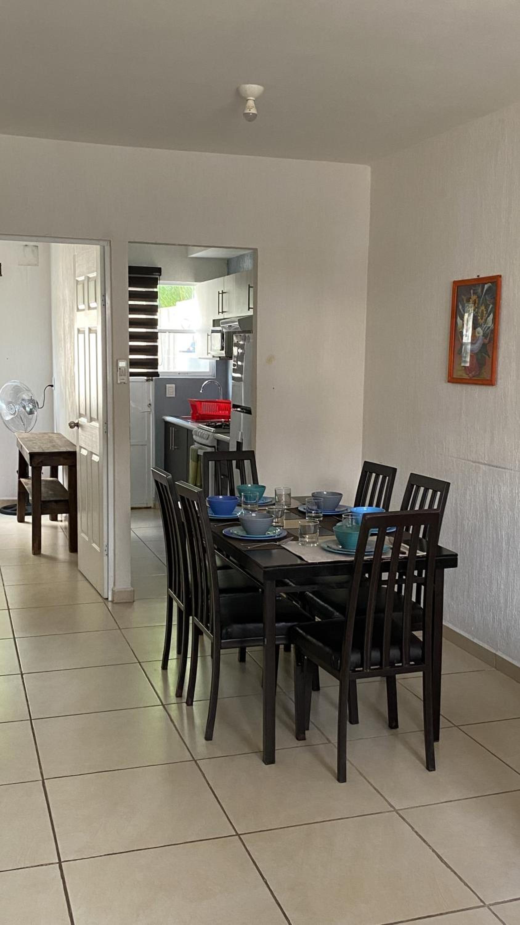 Casa nueva con 3 recamaras y a un lado de alberca