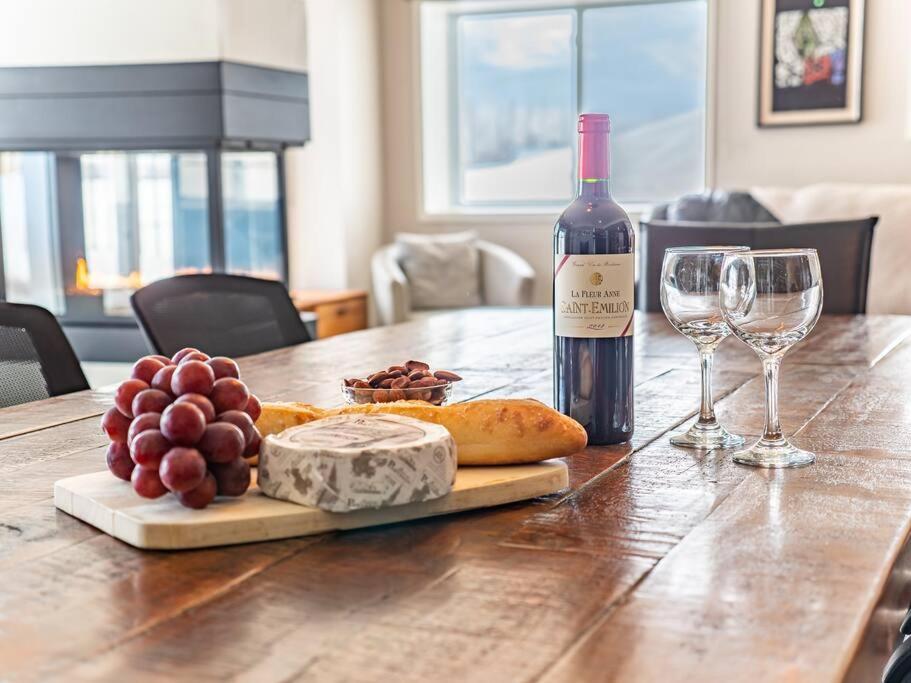 Nouveau - Bord de fleuve, Mont Sainte-Anne et + !