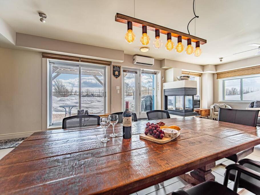 Nouveau - Bord de fleuve, Mont Sainte-Anne et + !