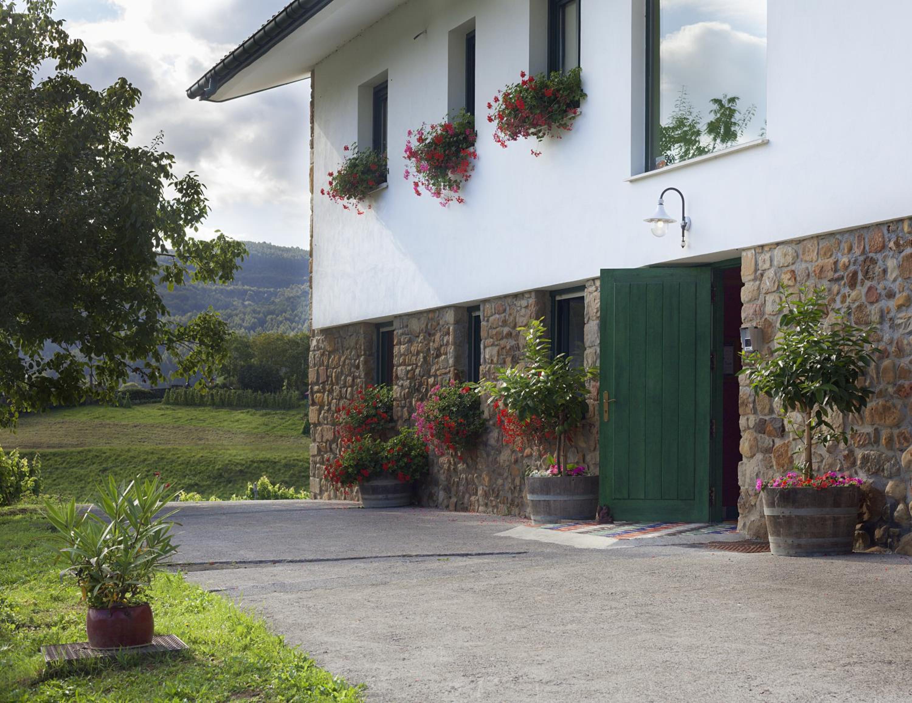 Basarte Cottage