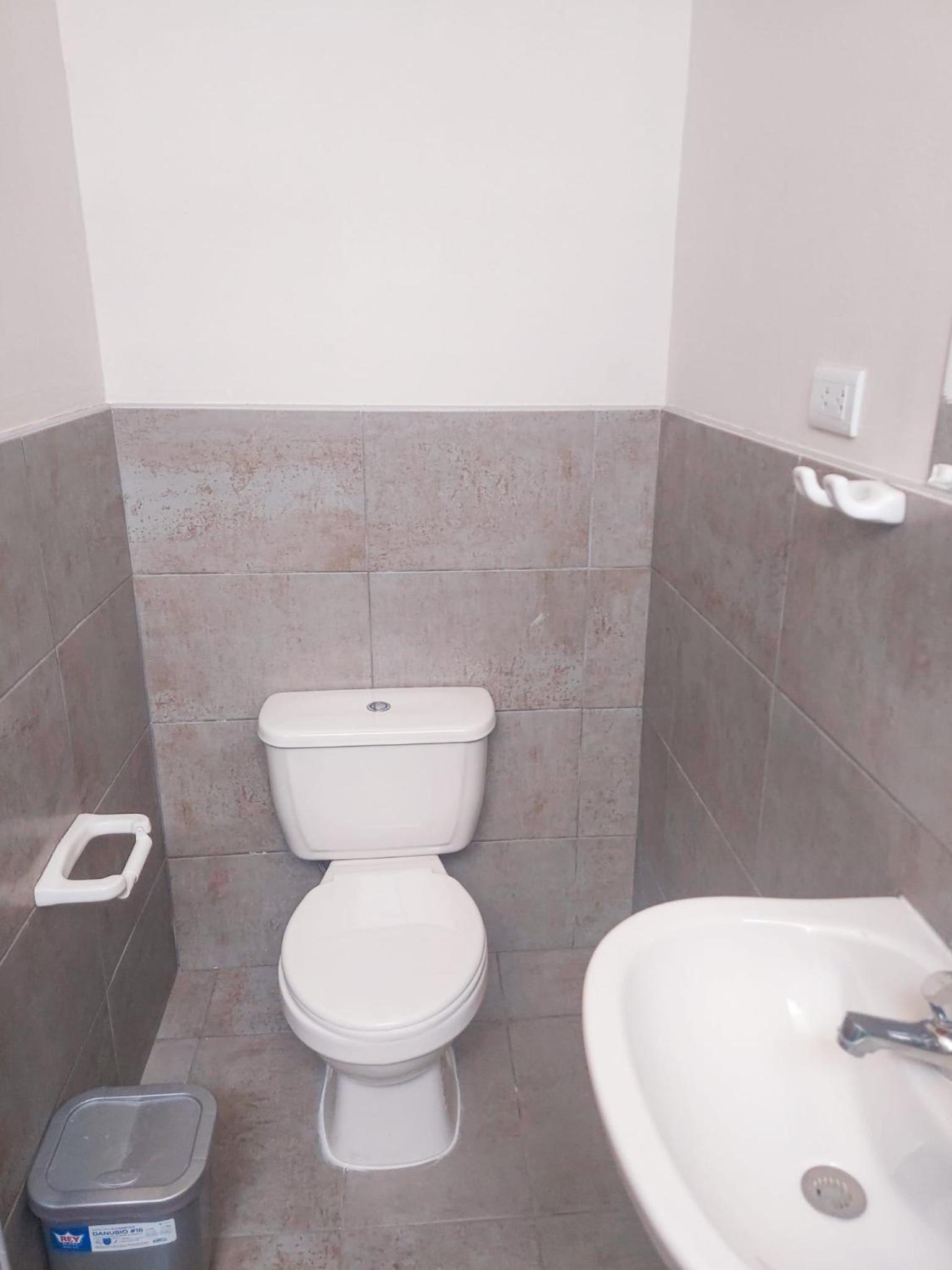 Photo 18