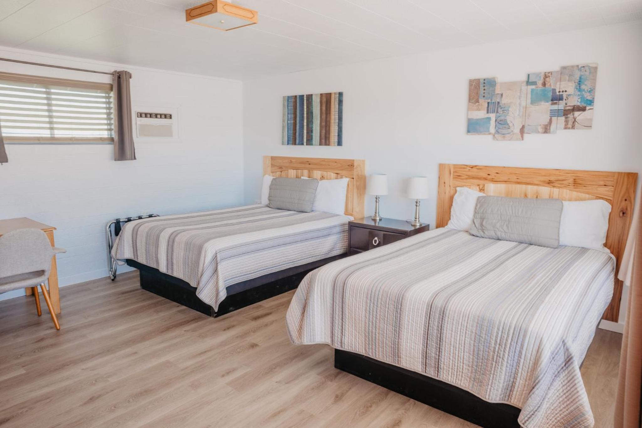 Lamplighter Lodge