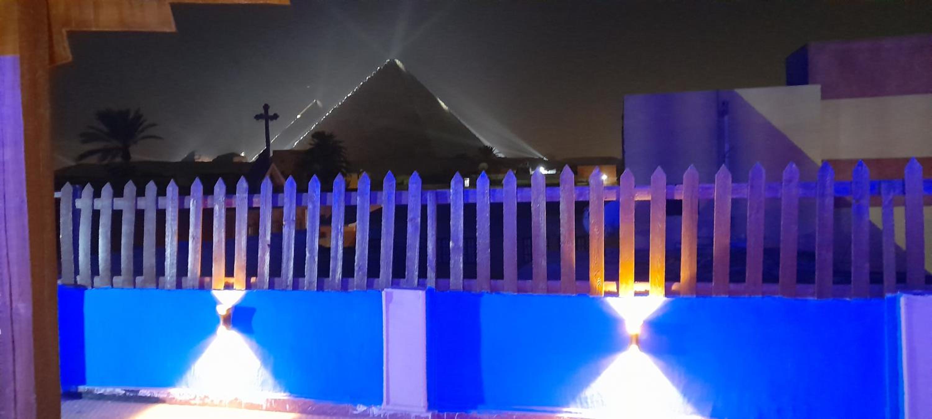 Osiris pyramids view inn