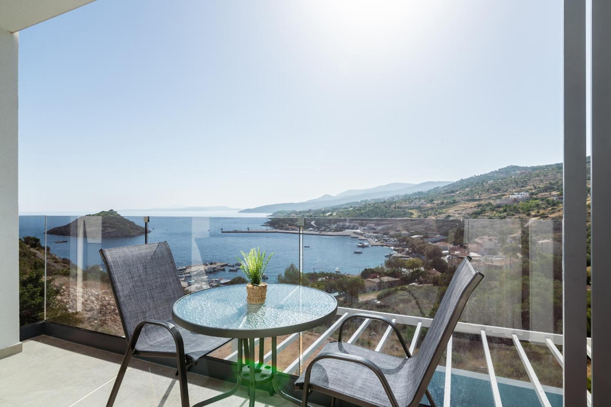 Villa Paganos