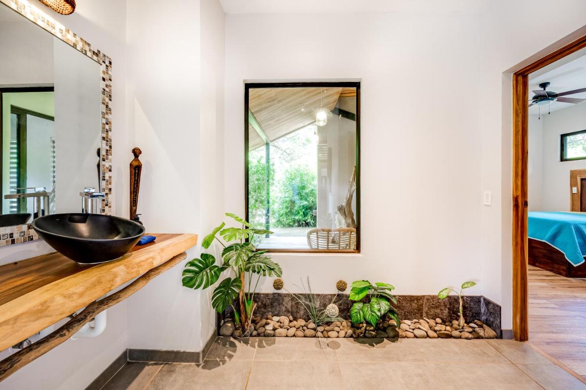 La Casa Tico Tango