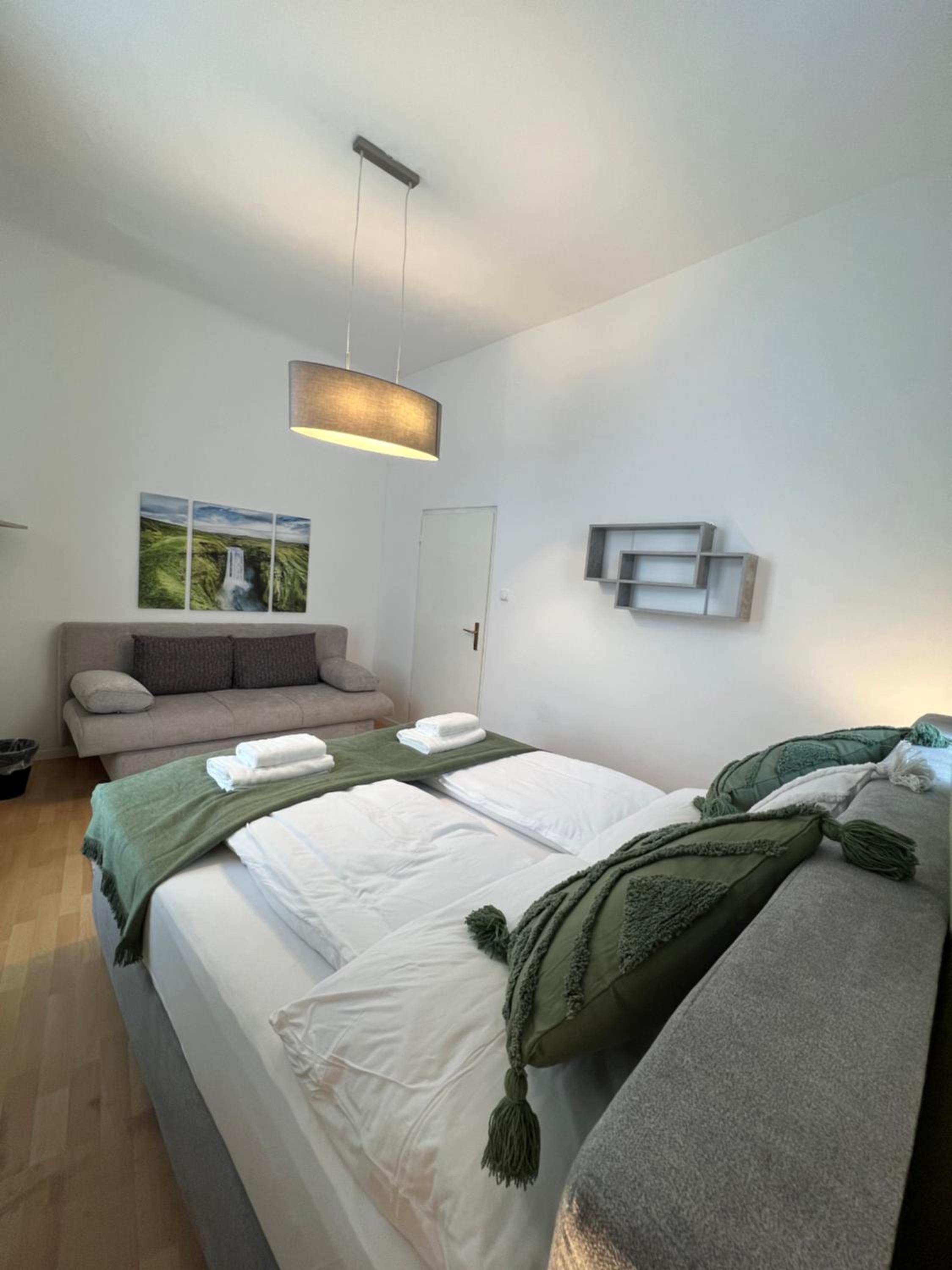 Spacious & Deluxe big apartment near Prater