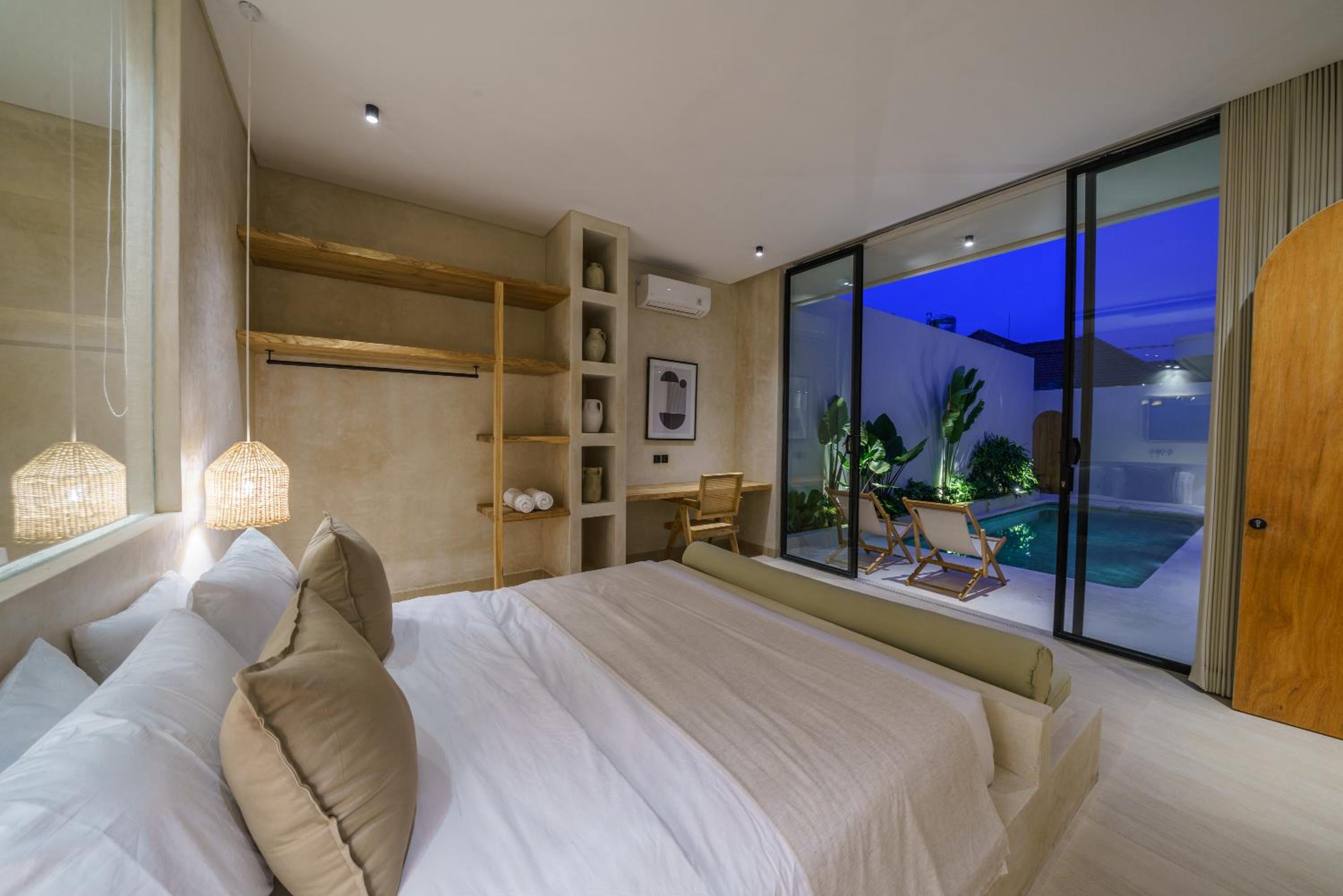 Villa Leros - Modern Chic 2BR Mediterranean Villa in Canggu!