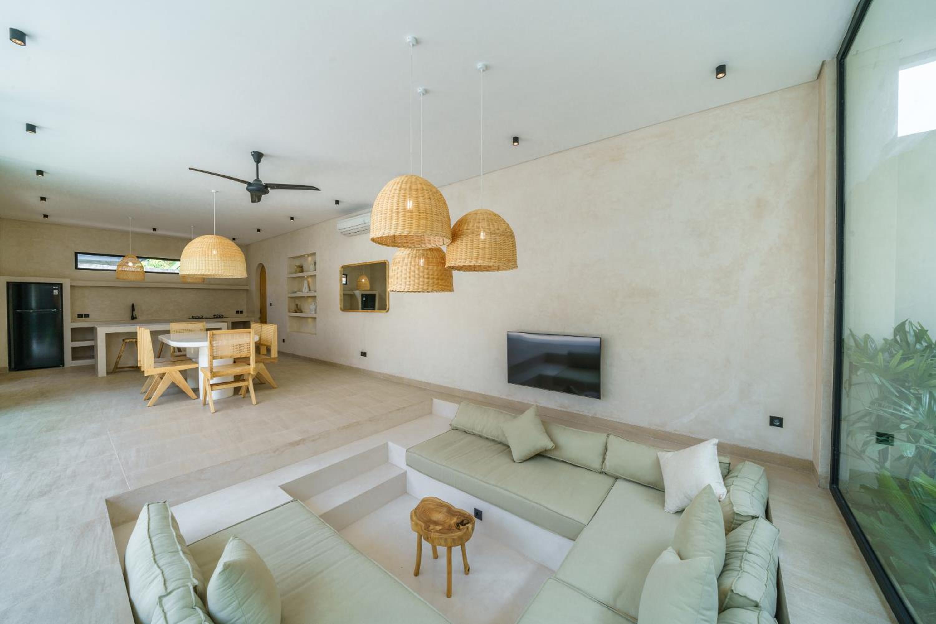 Villa Leros - Modern Chic 2BR Mediterranean Villa in Canggu!
