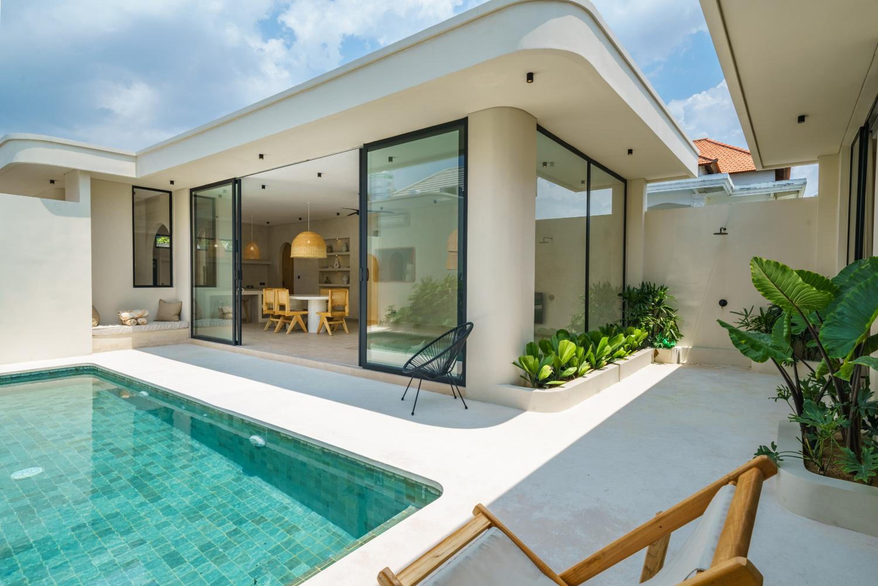 Villa Leros - Modern Chic 2BR Mediterranean Villa in Canggu!