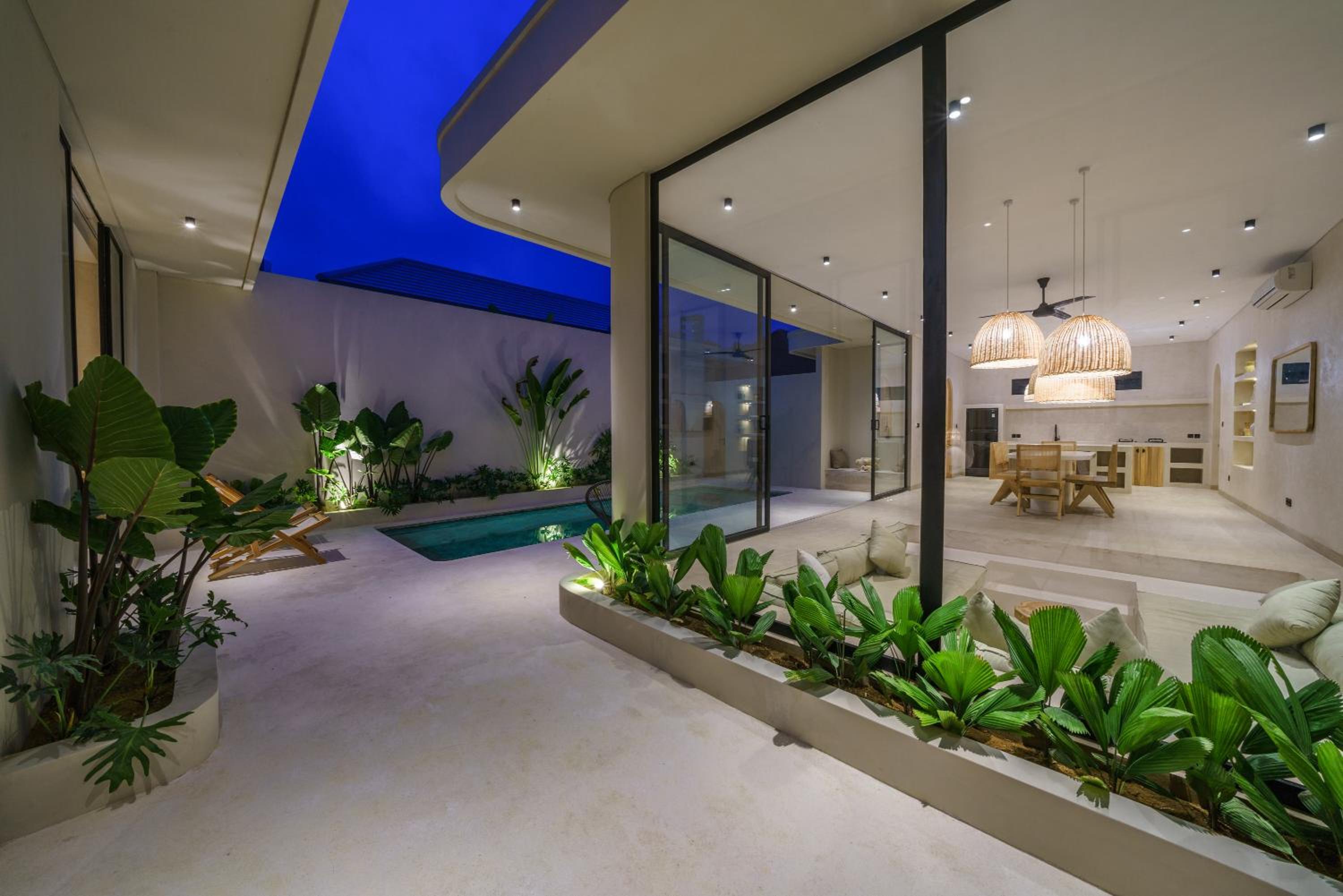 Villa Leros - Modern Chic 2BR Mediterranean Villa in Canggu!