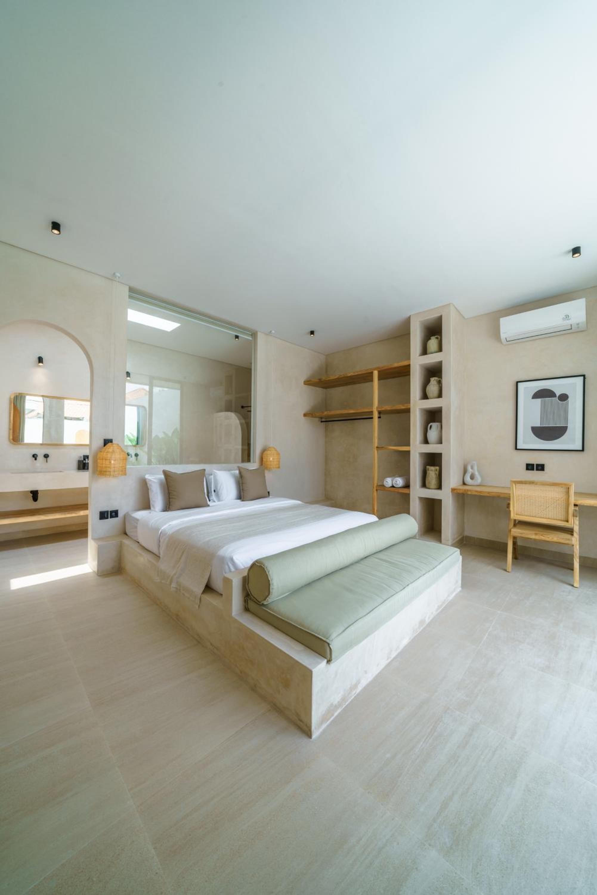 Villa Leros - Modern Chic 2BR Mediterranean Villa in Canggu!
