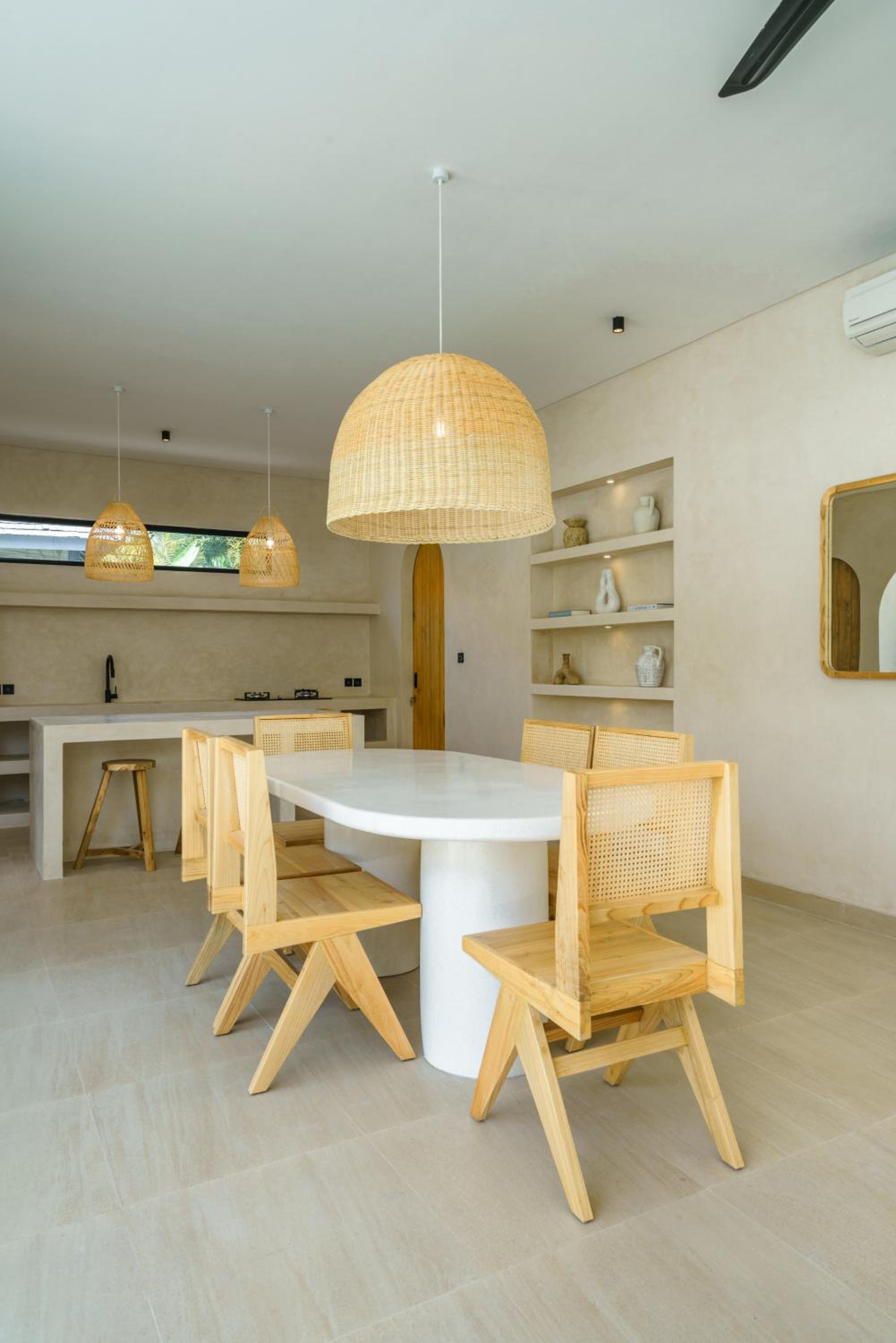 Villa Leros - Modern Chic 2BR Mediterranean Villa in Canggu!