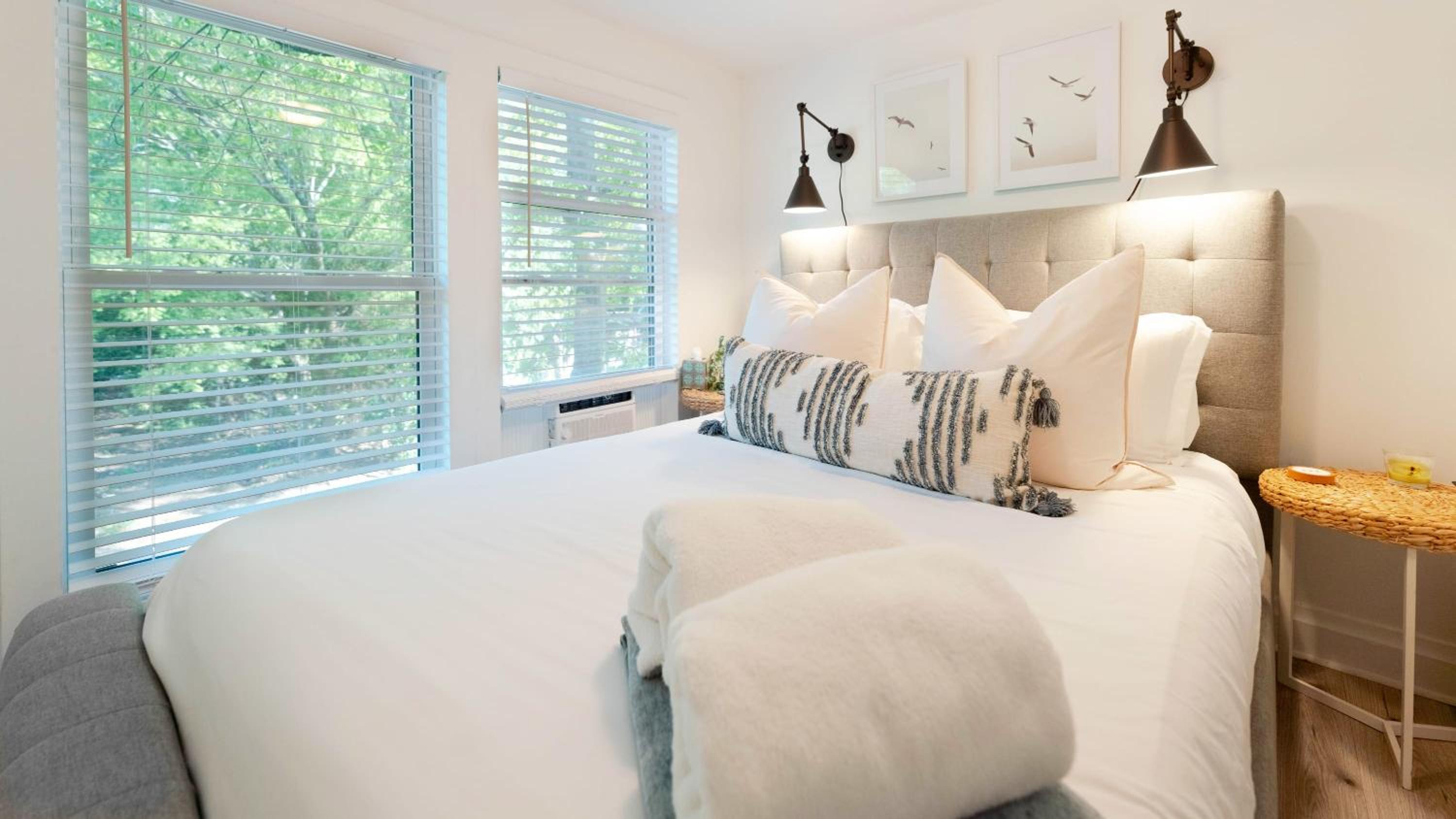 1 mile from UAB Hospitals Amenities Galore And King Bed view 5