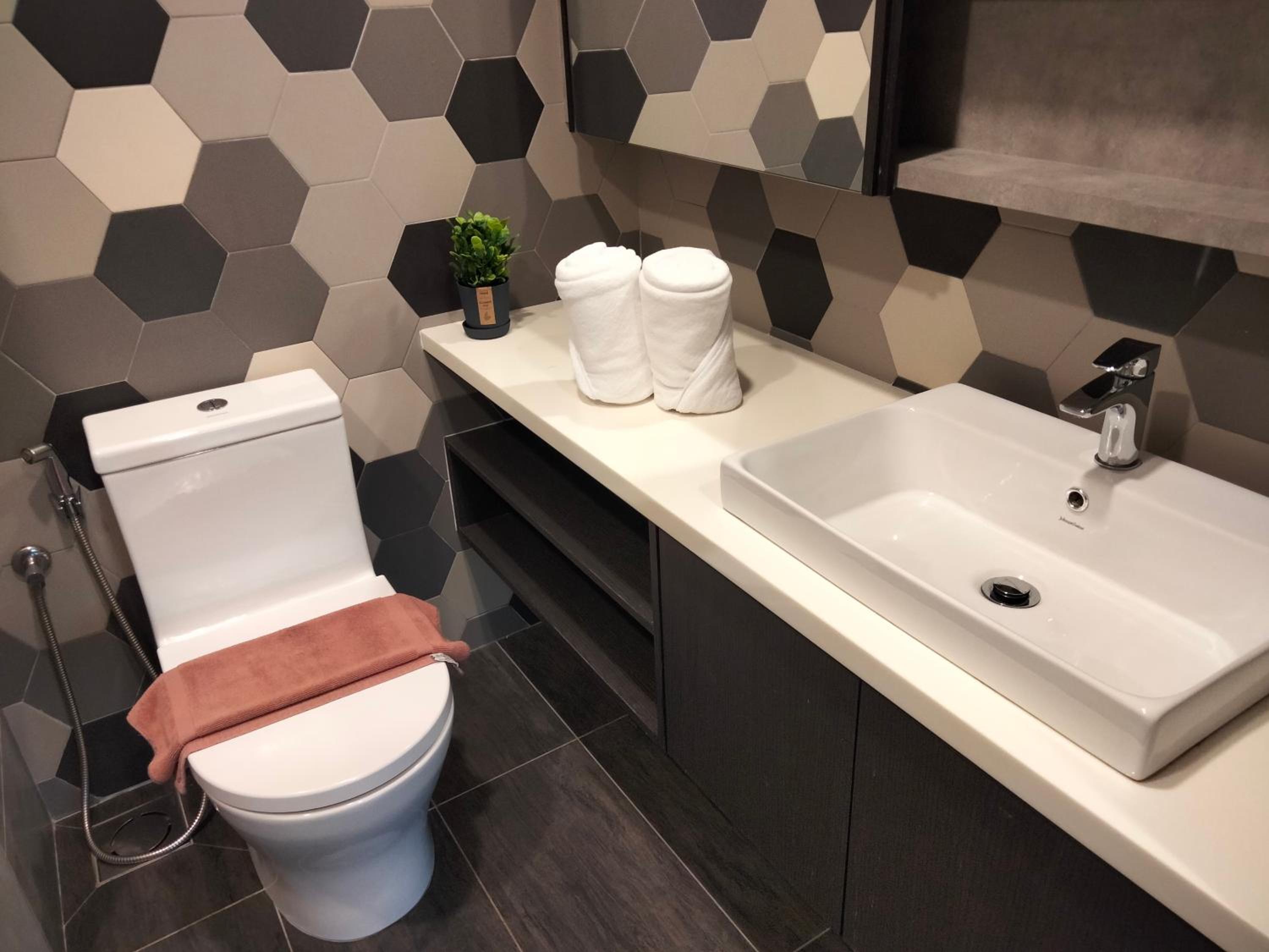 Ceylonz Suites Bukit Bintang I HomeBrickz