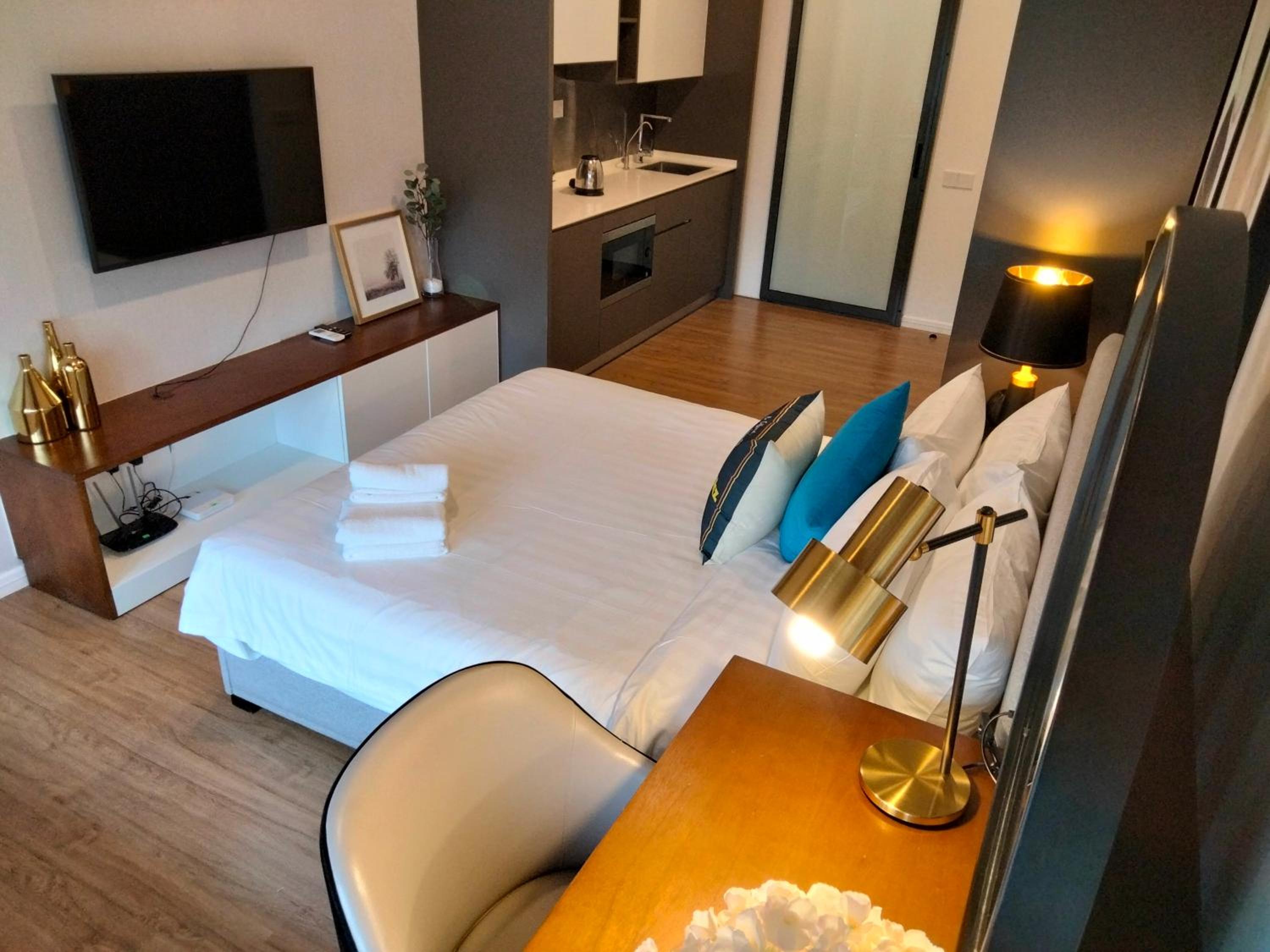 Ceylonz Suites Bukit Bintang I HomeBrickz