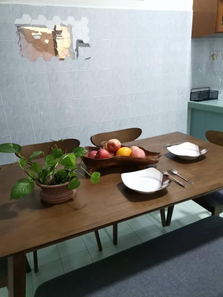 UIA Younee Kuantan Homestay 3R2B 9pax 5 min to town photo 7