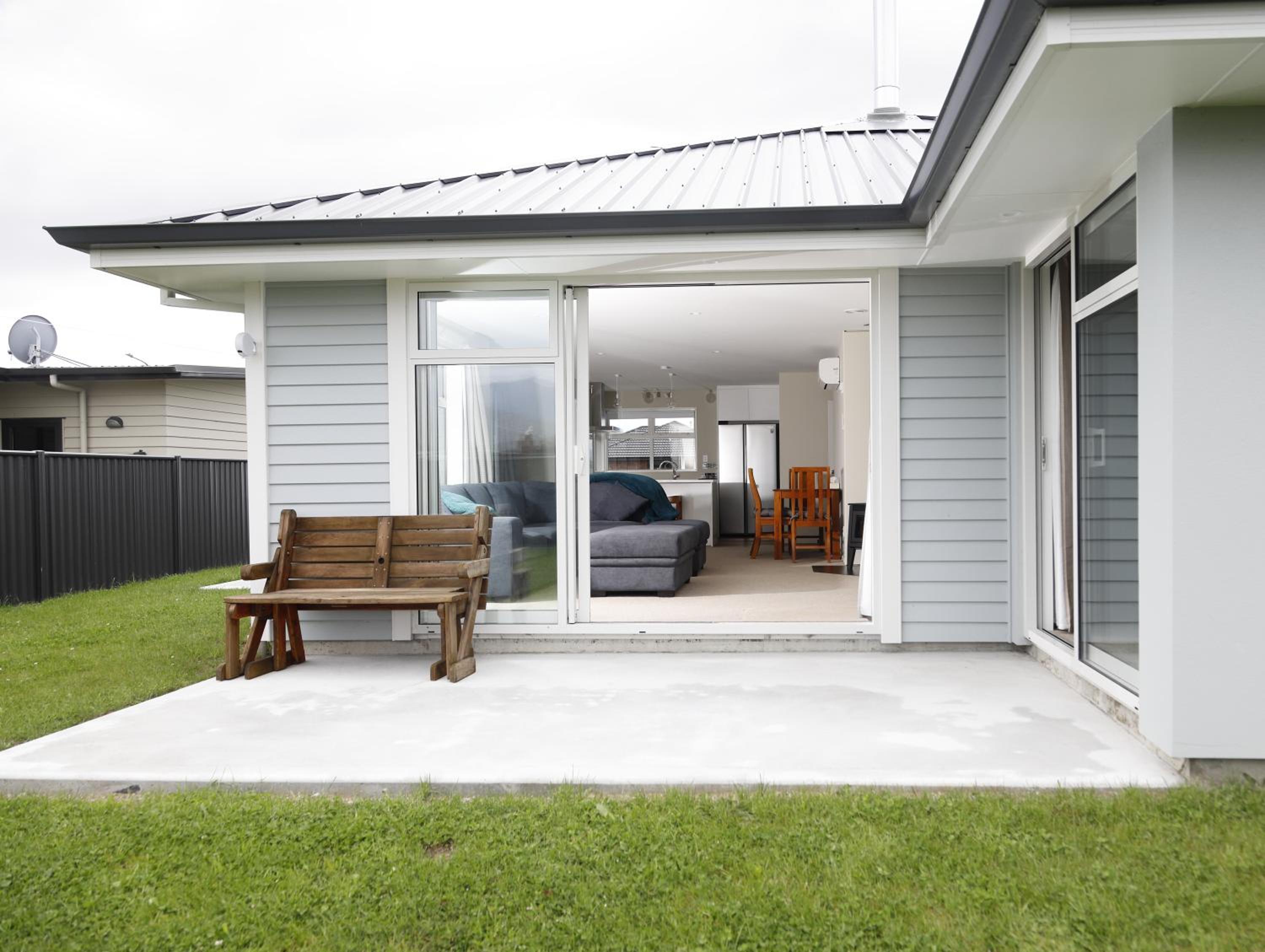 Hotel Fiordland Getaway - Te Anau Holiday Home - Image 1