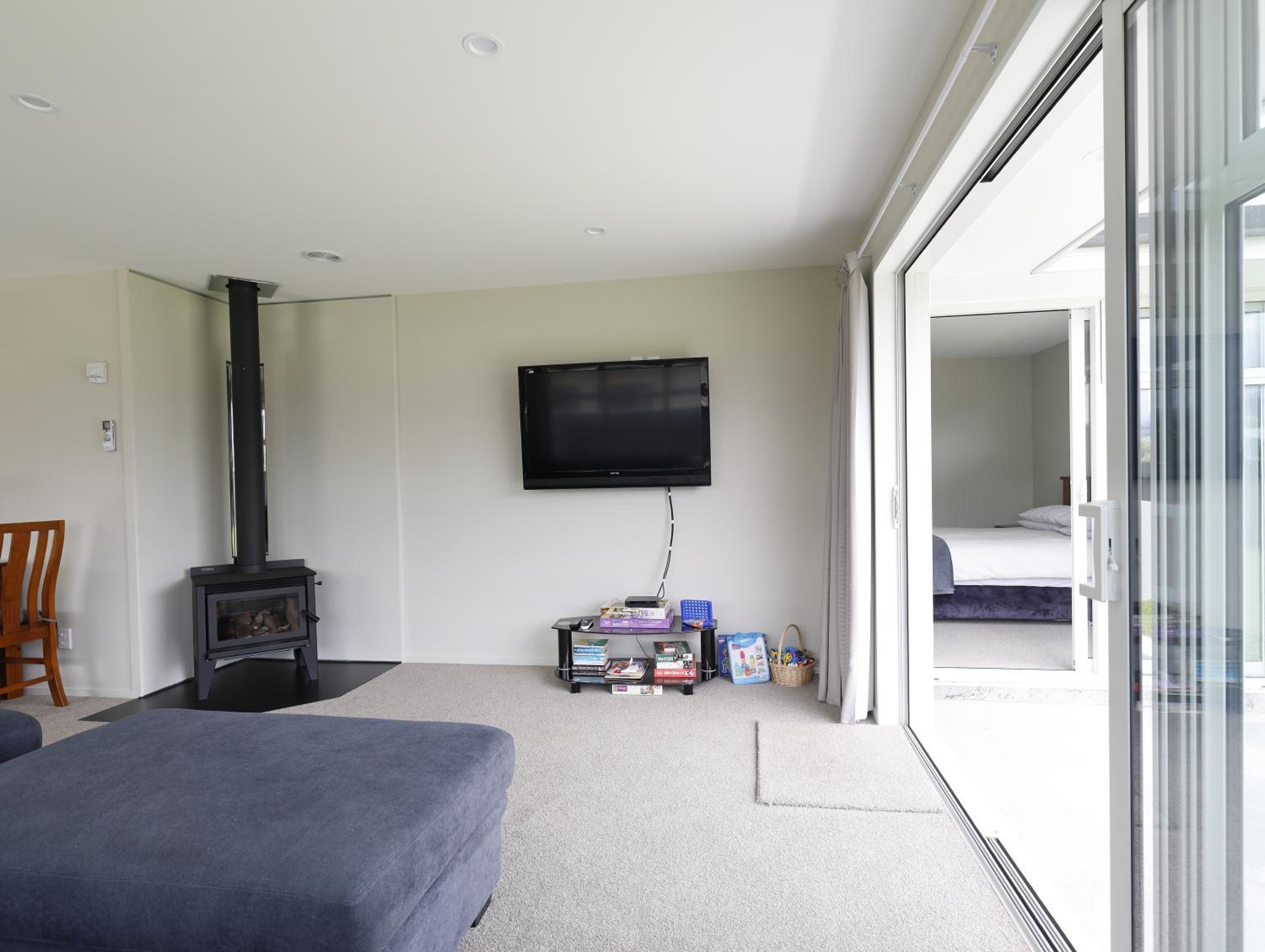 Fiordland Getaway - Te Anau Holiday Home
