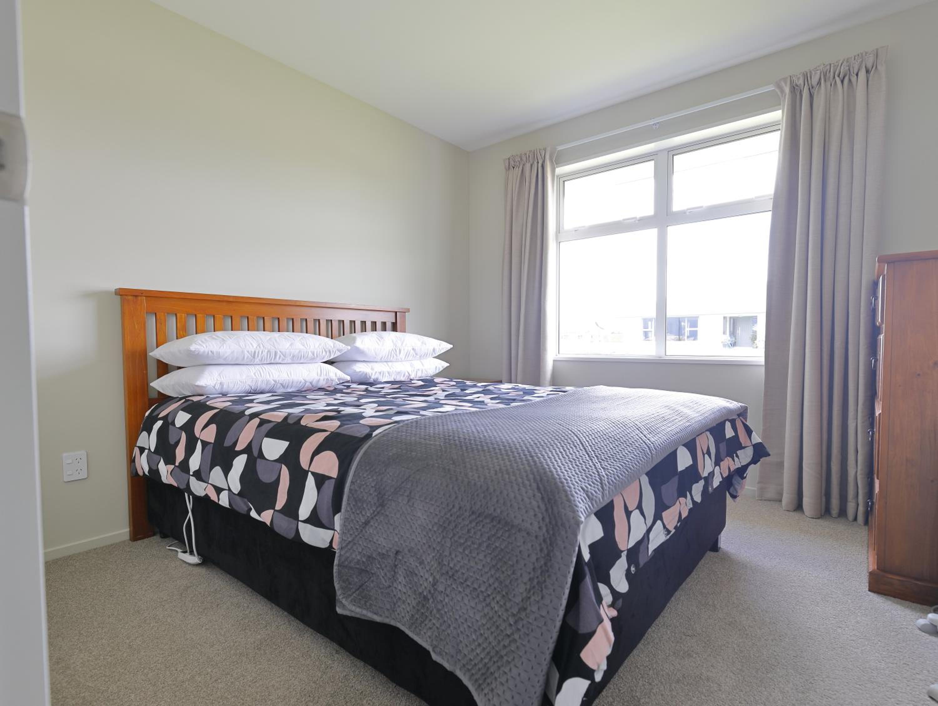 Fiordland Getaway - Te Anau Holiday Home — photo 11