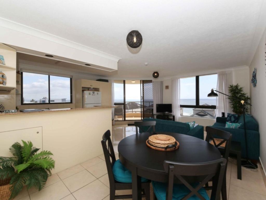 Seascape - Hosted by Burleigh Letting