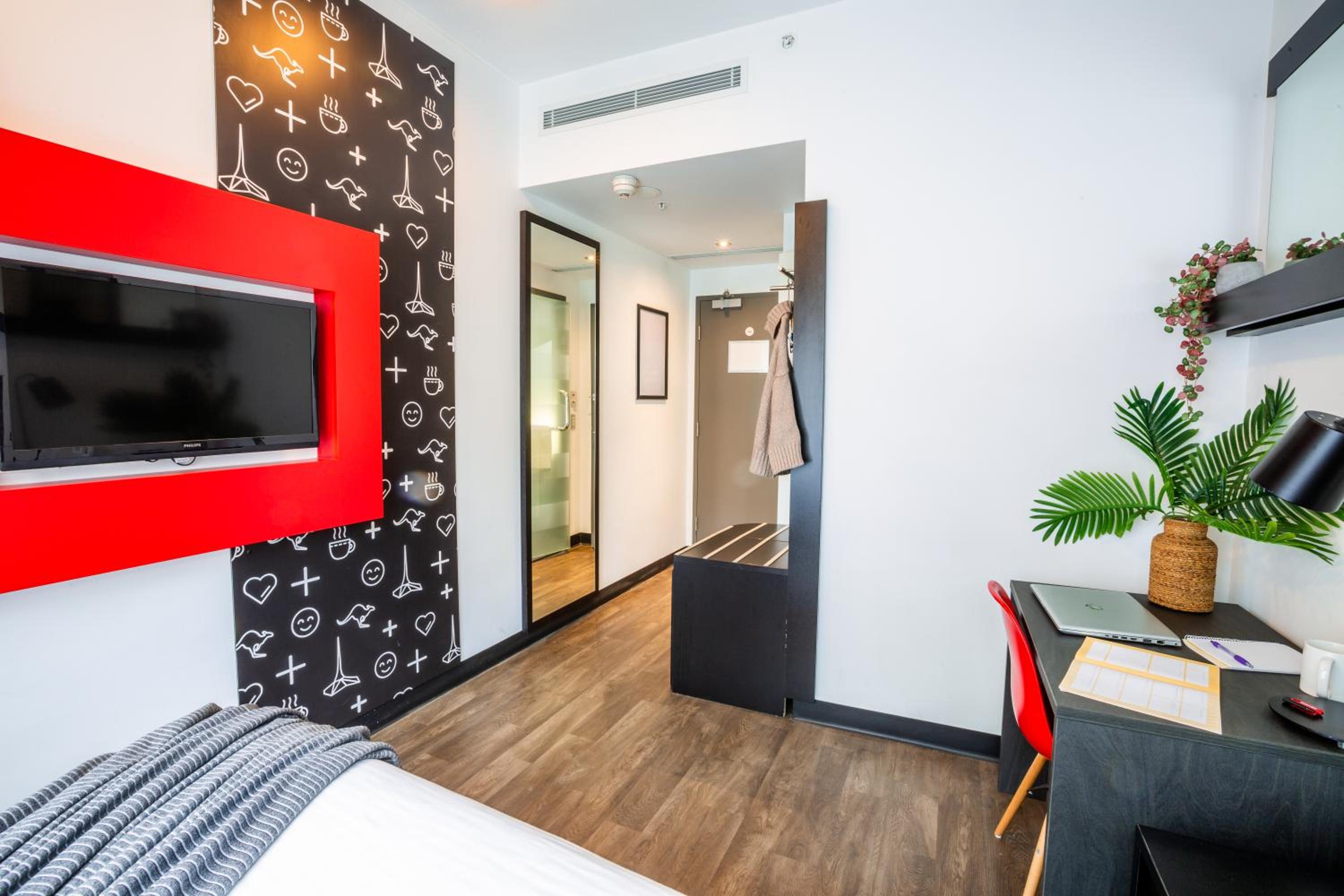 hotel room