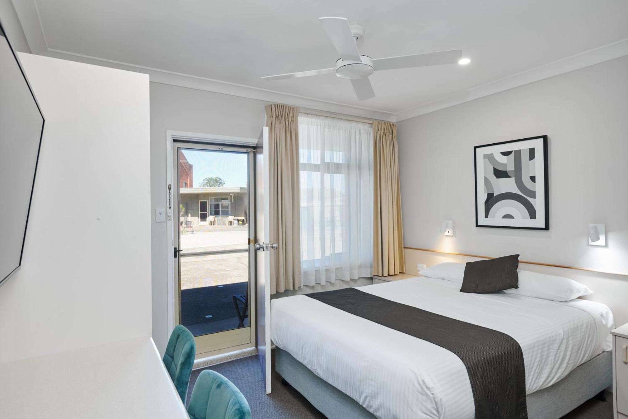 Wingham Motel