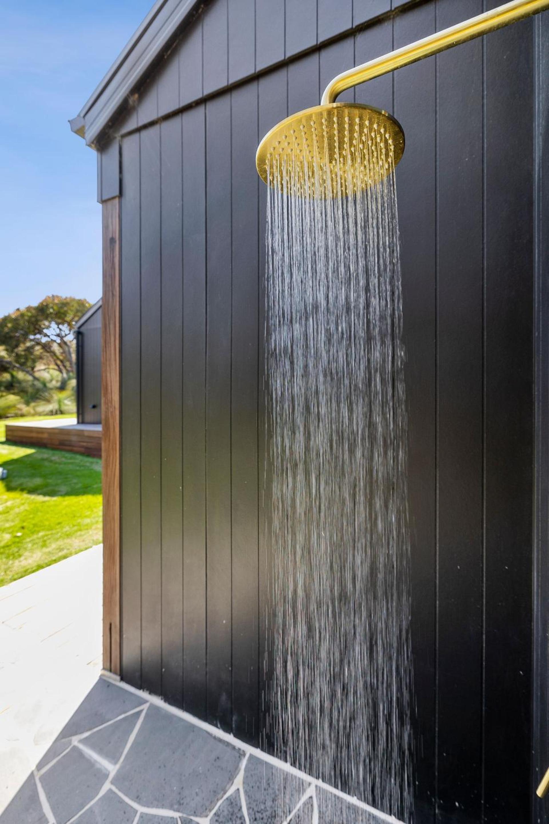 Moggs Creek Luxury Escape