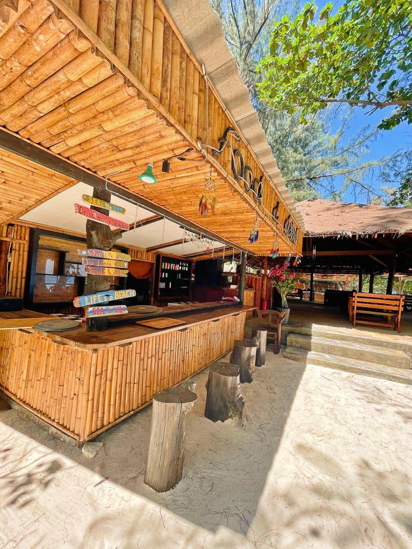 Kradan Beach Resort