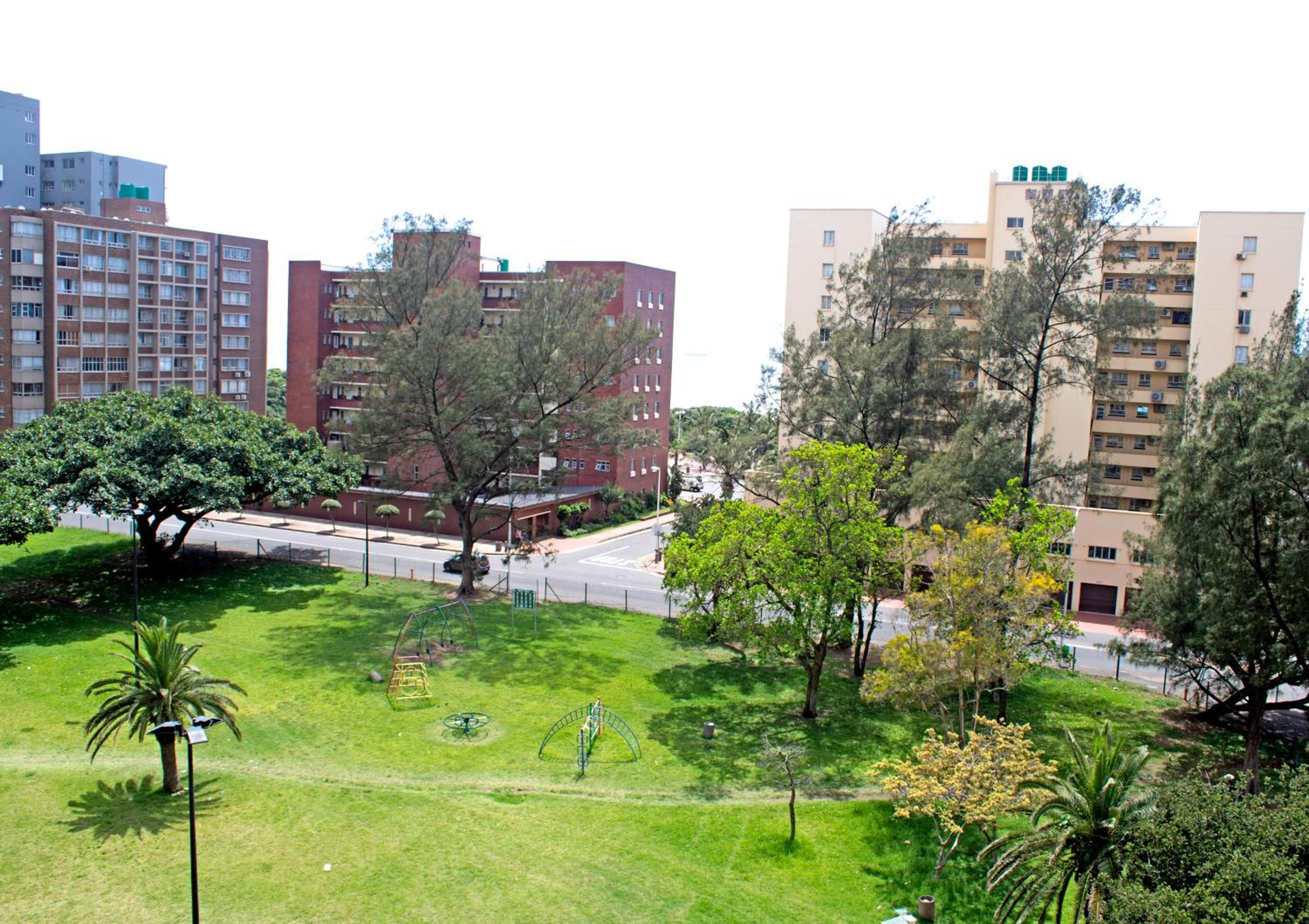 56 Oceanic Holiday Apartment view 4