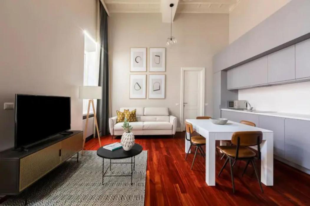 Croce Apartments en Rome — hotel room