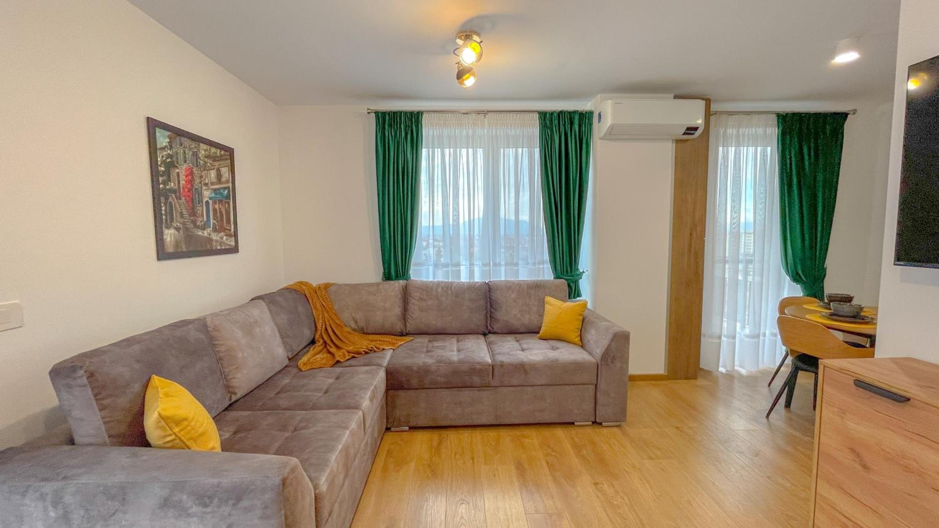 DreamView Apartment with private parking