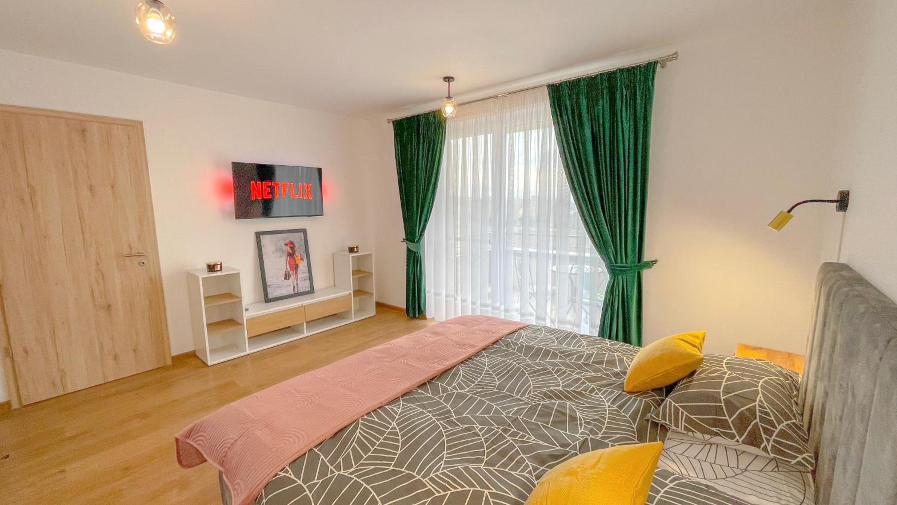 DreamView Apartment with private parking