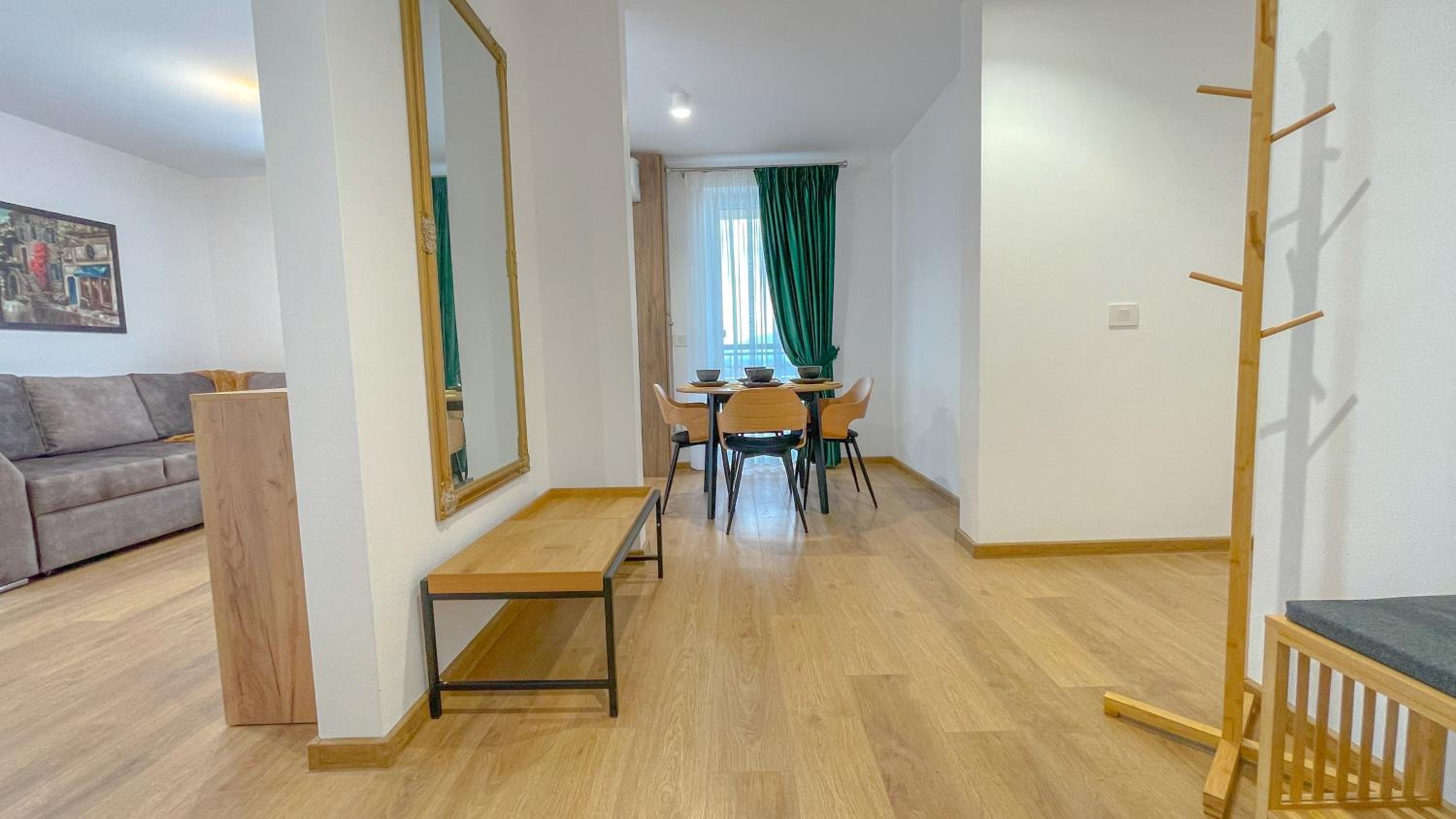 DreamView Apartment with private parking