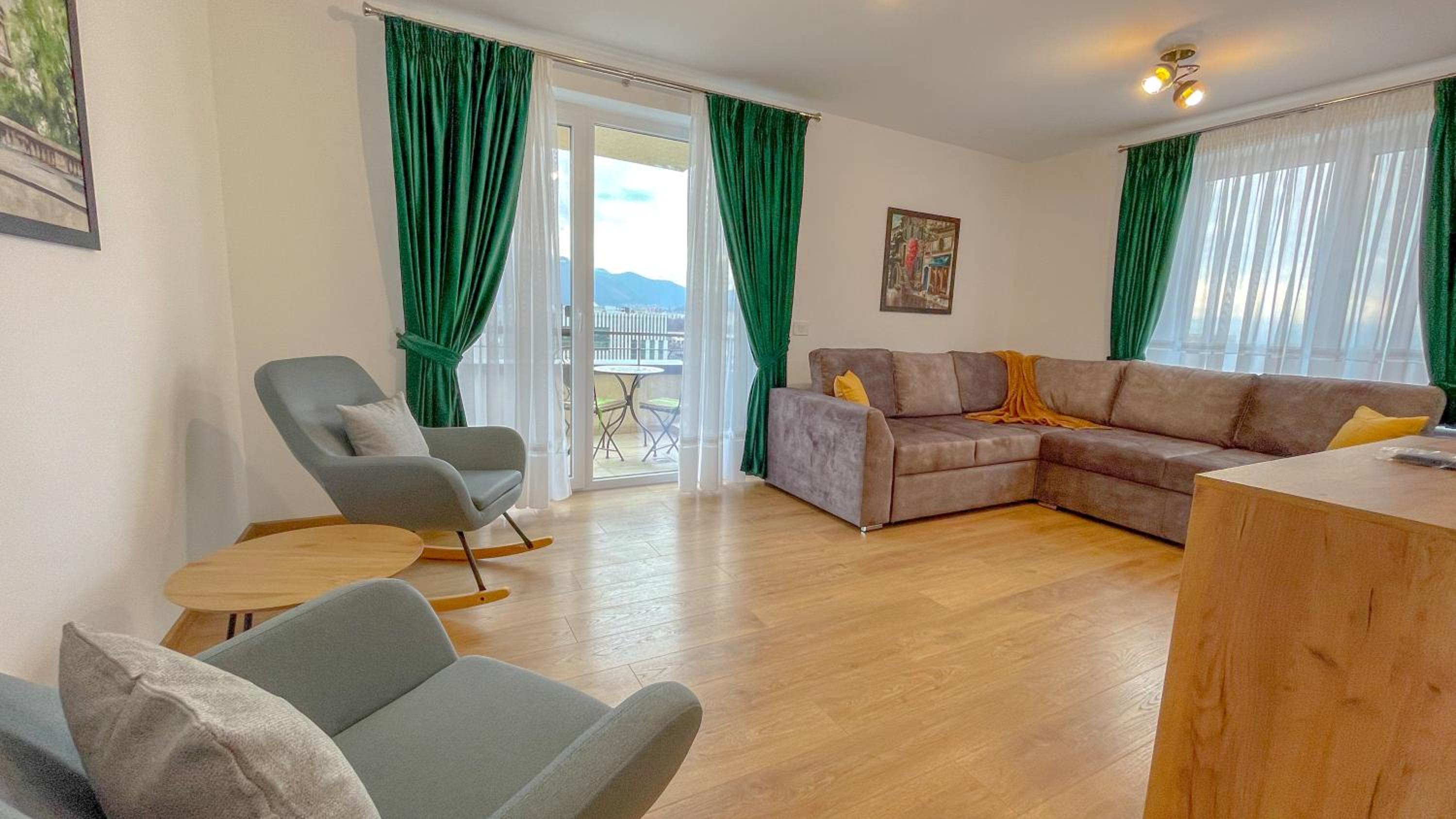 DreamView Apartment with private parking
