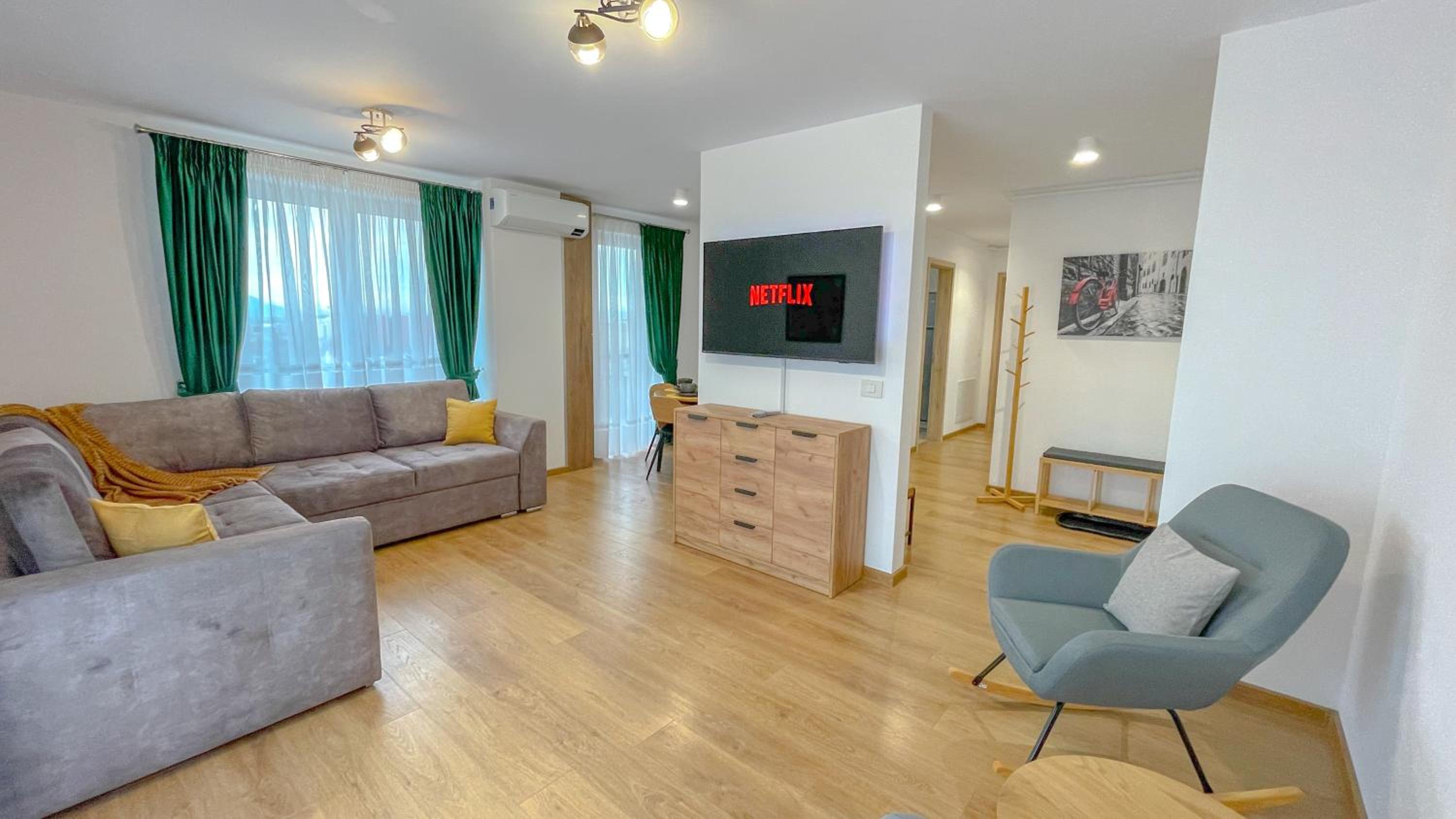 DreamView Apartment with private parking