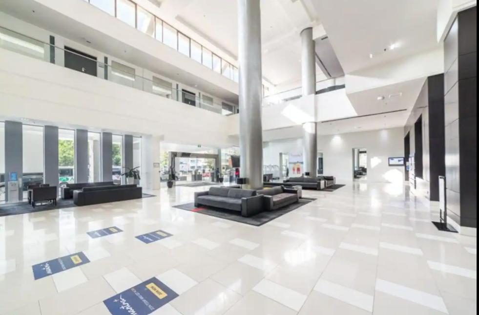 Luxury apartment & Ocean View in Surfers Paradise