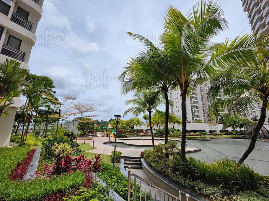Amberside, Country Garden Danga Bay Homestay by WELCOME HOME