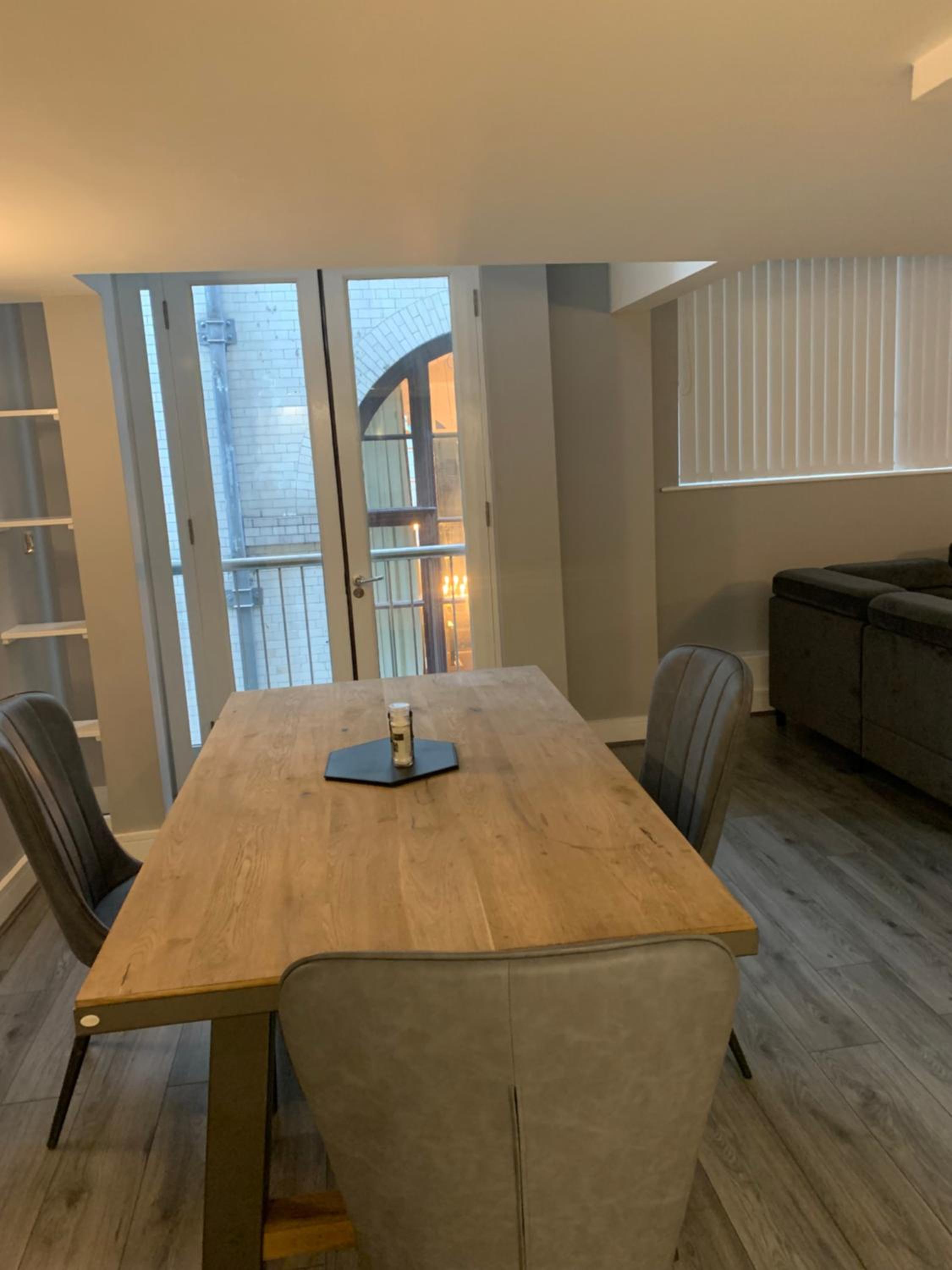 New York Loft Style Serviced Apartment In Liverpool City Centre view 5