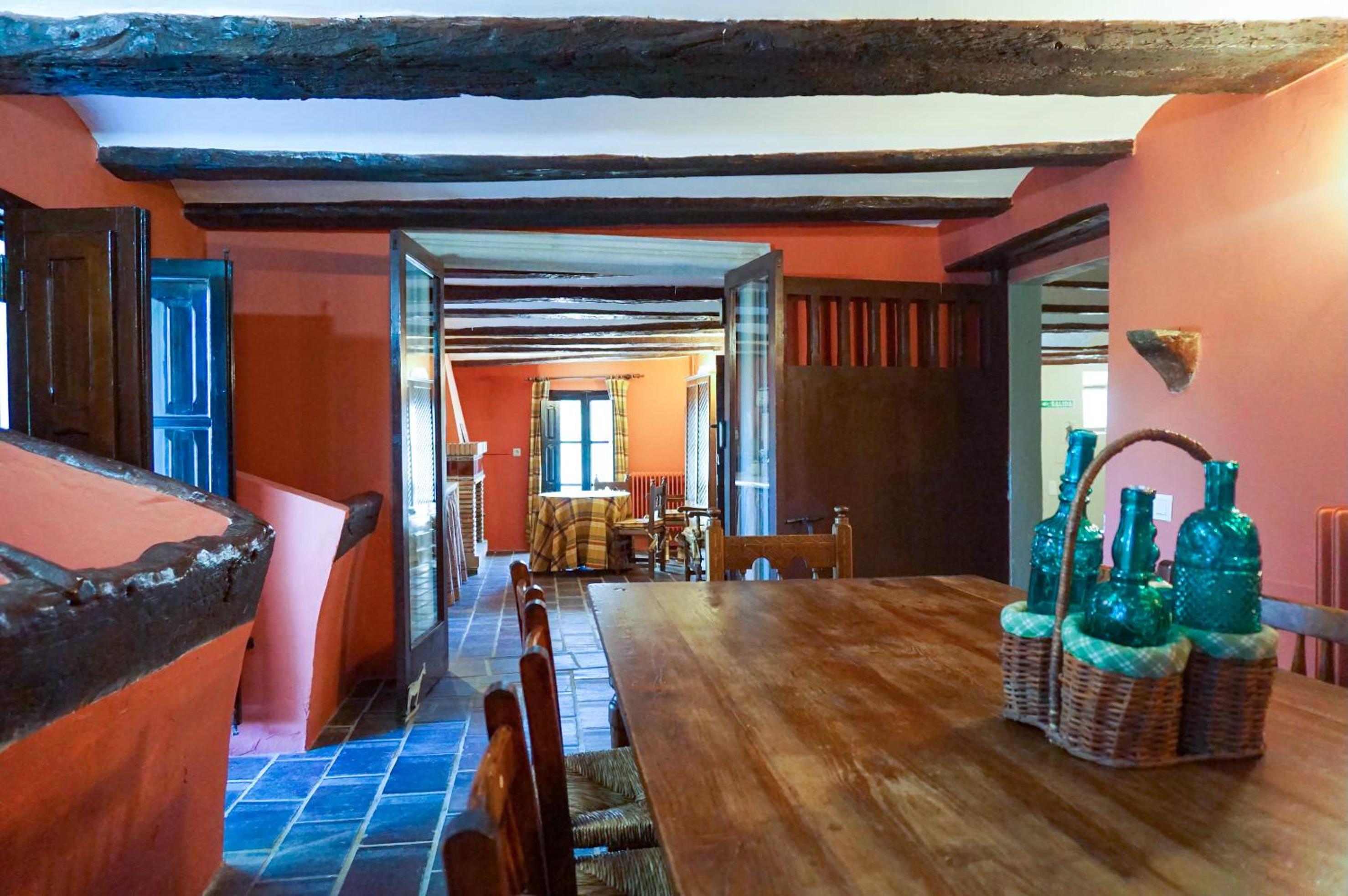 Masía Finca La Sazadilla con Piscina