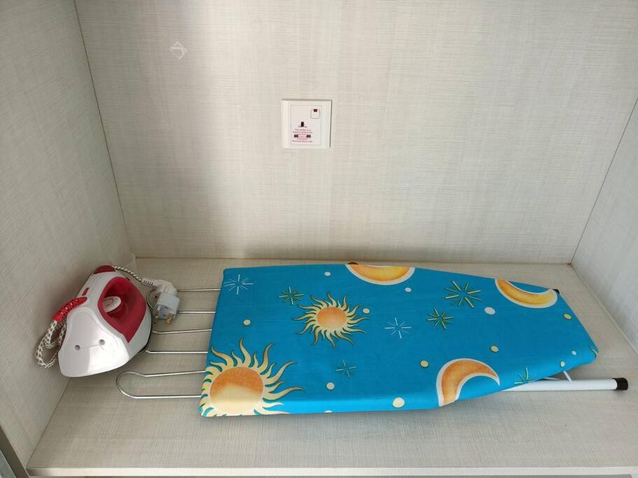 D'Pristine 2BR walking to Legoland Netflix by STAY view 2