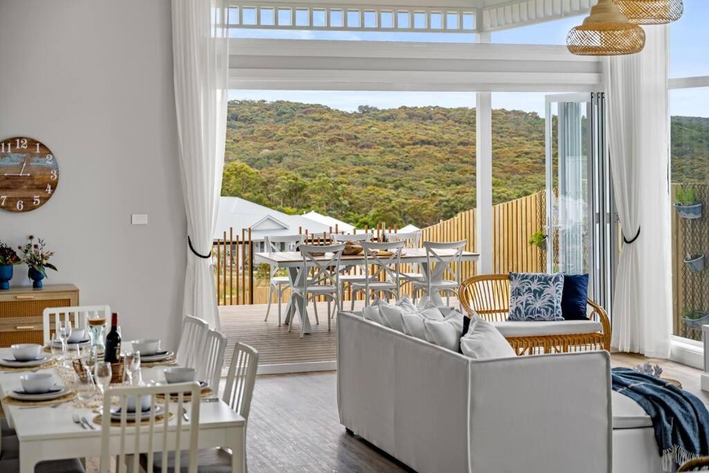 Playa Azul-Beach house on Catherine Hill Bay and Moonee beach