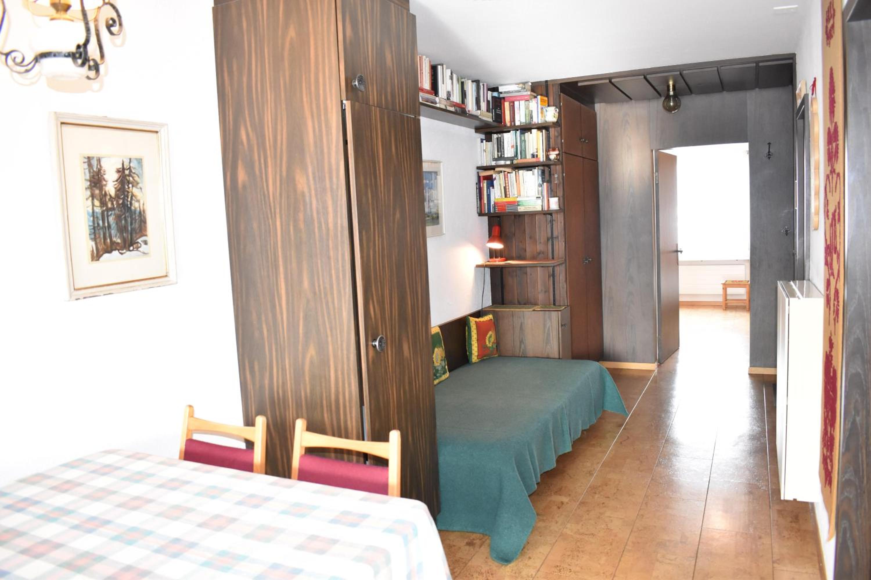 Astoria (213 Le)